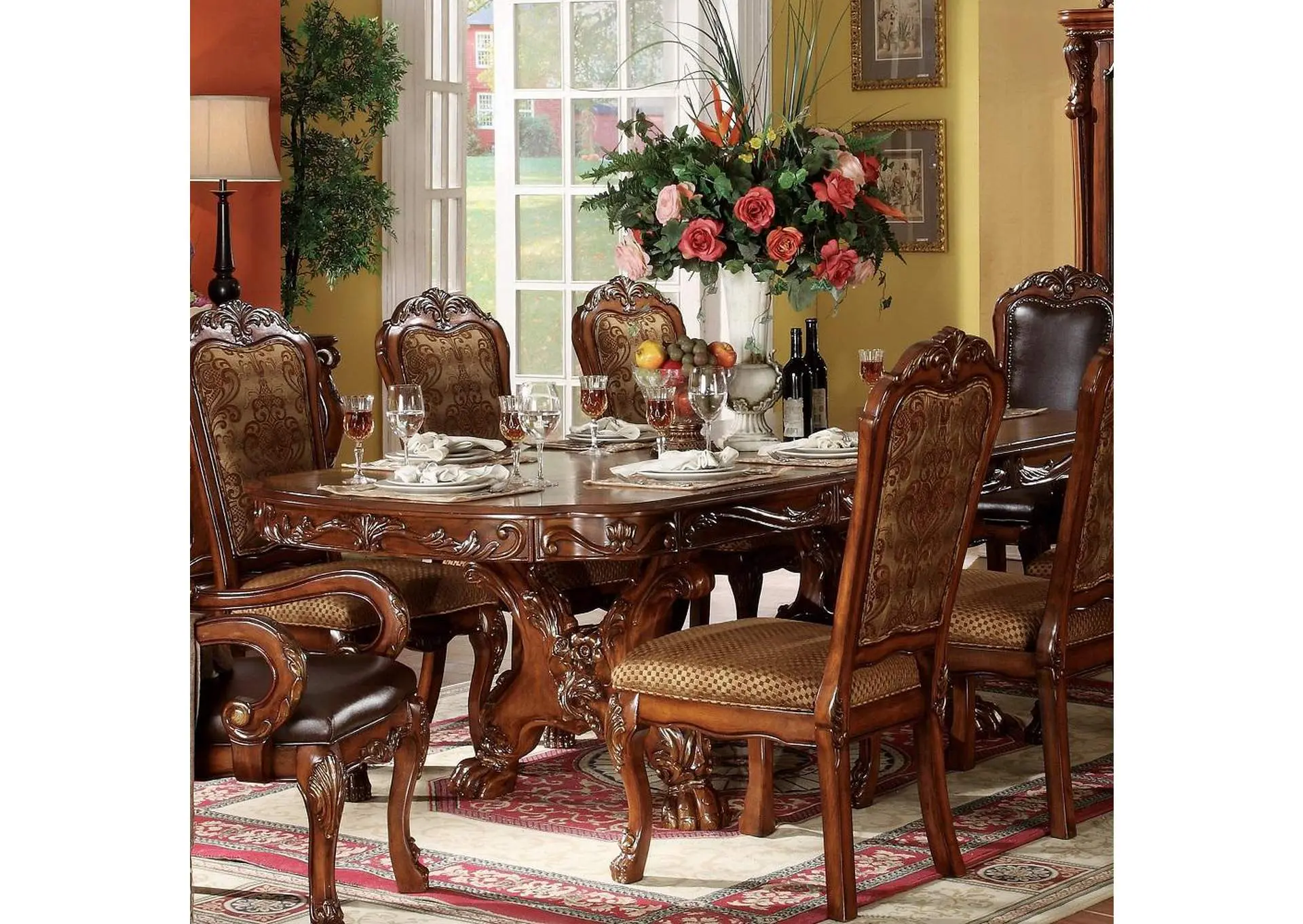 Dresden Dining Table