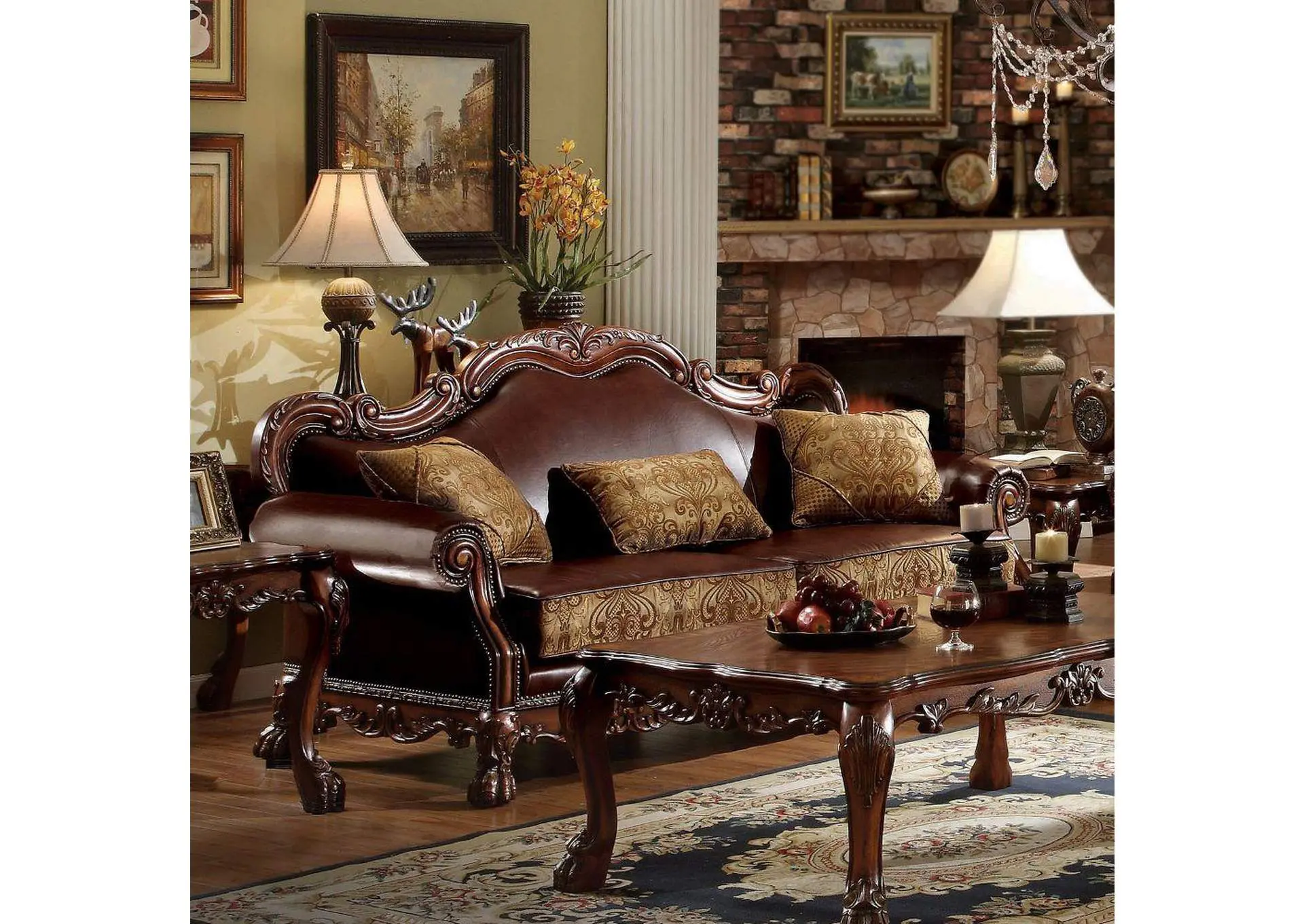 Dresden Sofa with 3 Pillows