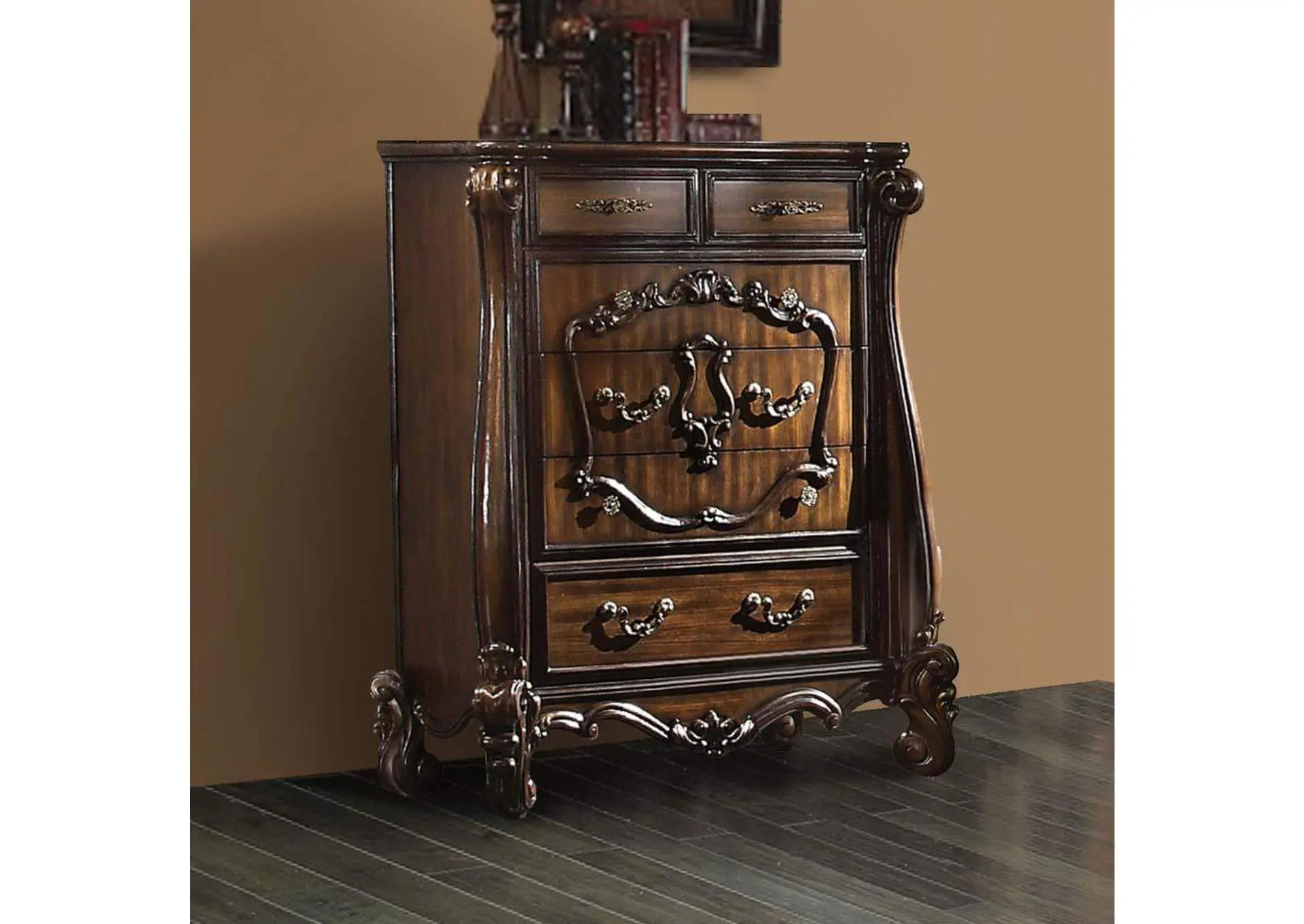 Versailles Chest