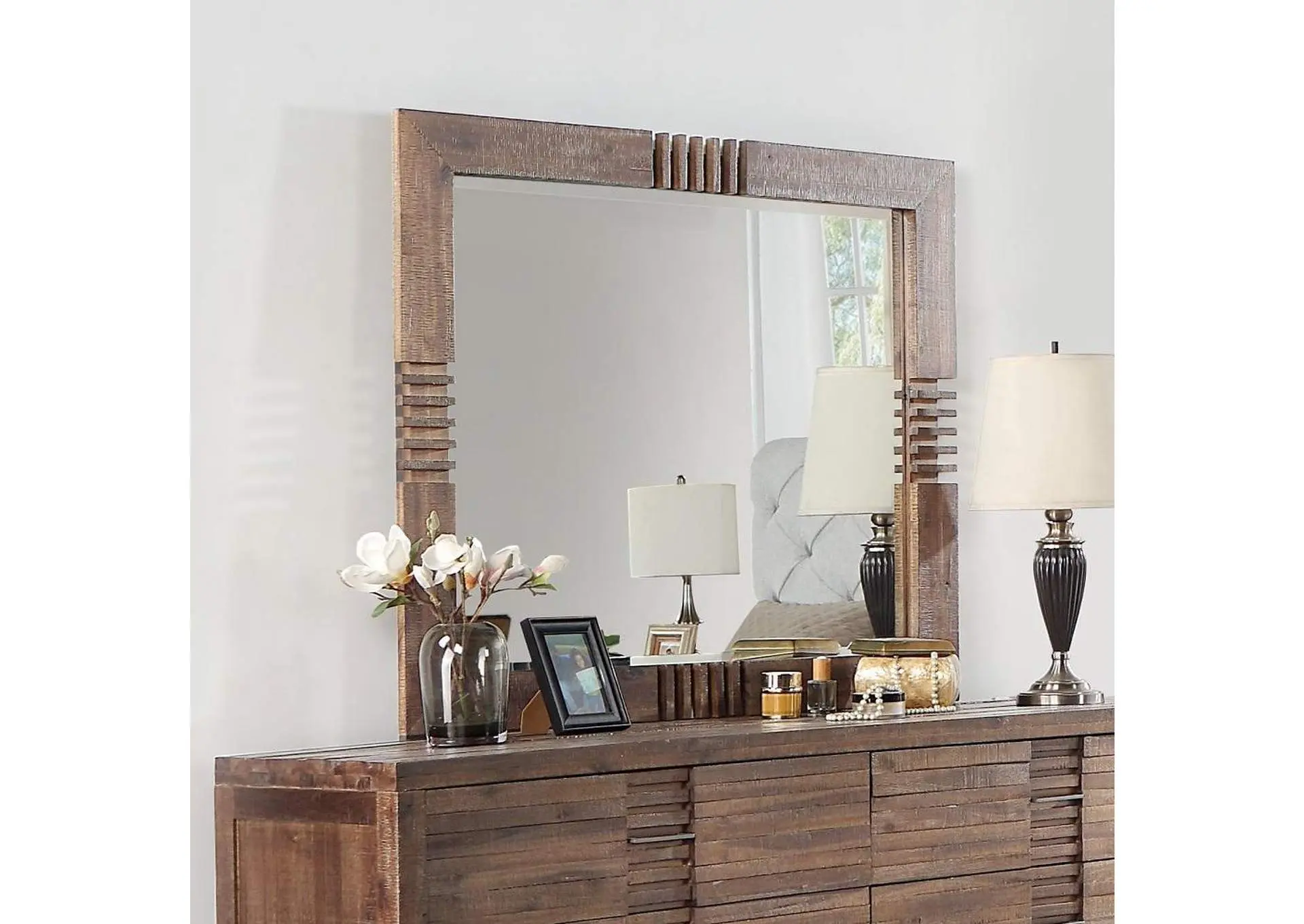 Andria Mirror