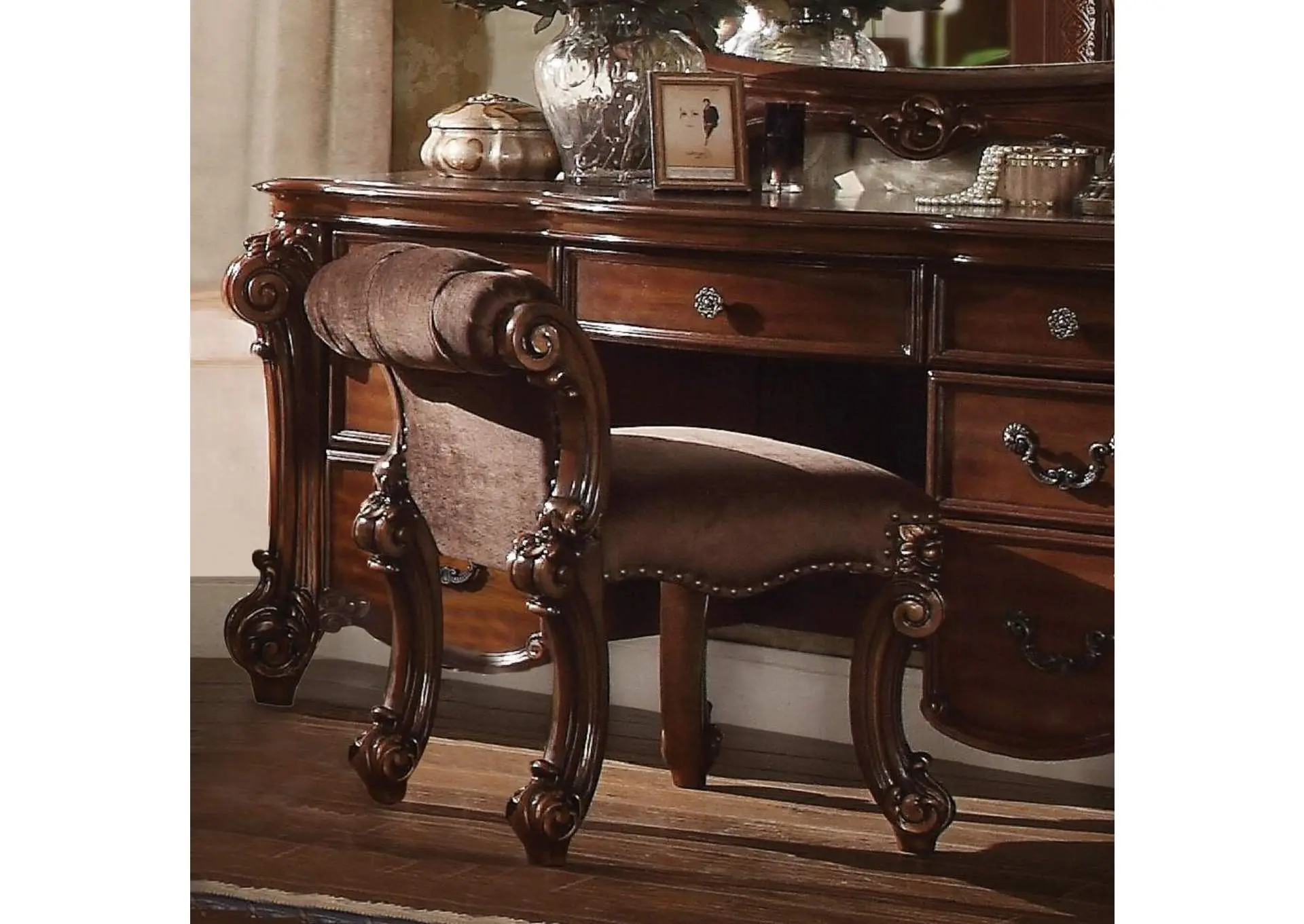 Vendome Vanity Stool