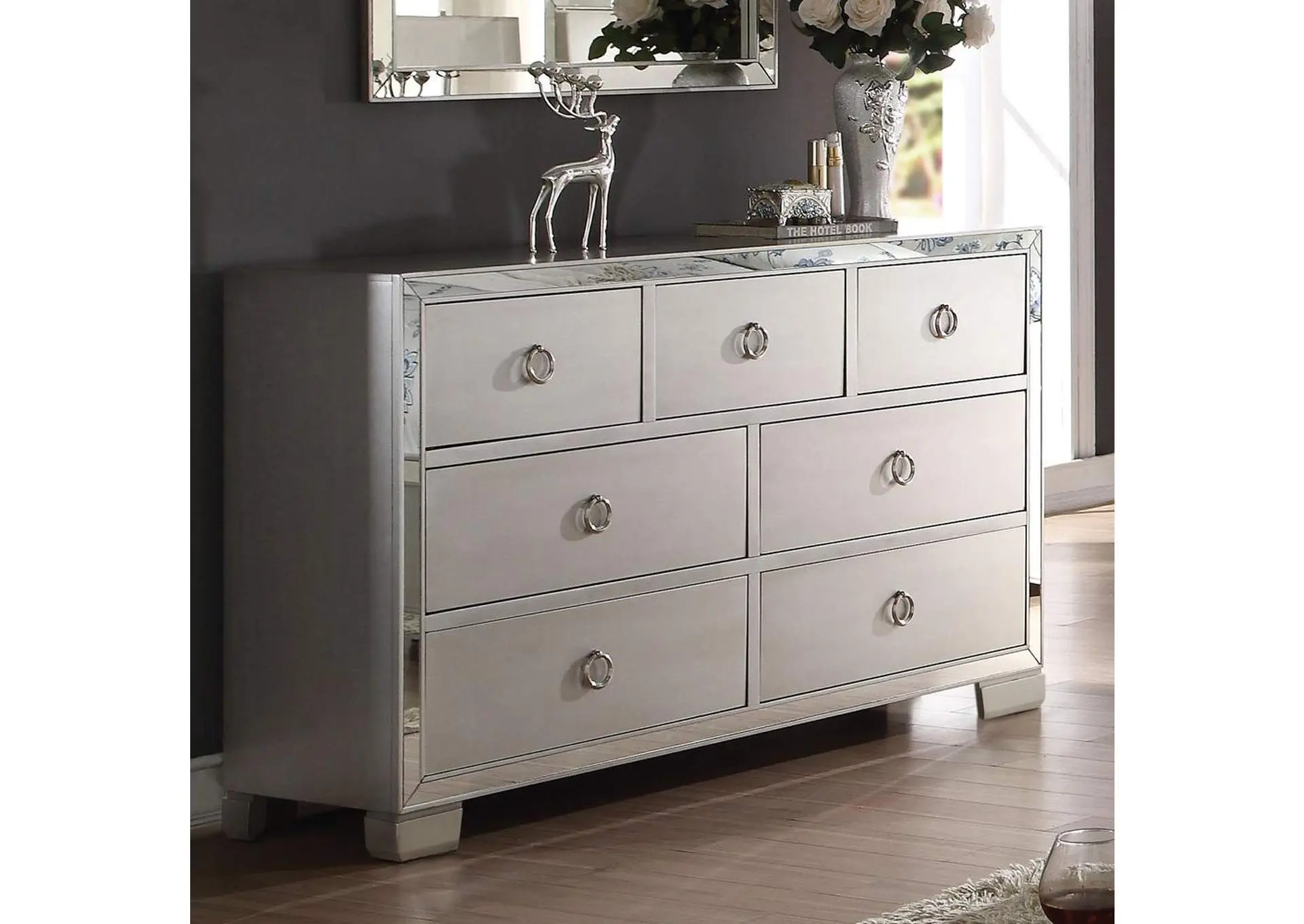 Voeville Ii Dresser