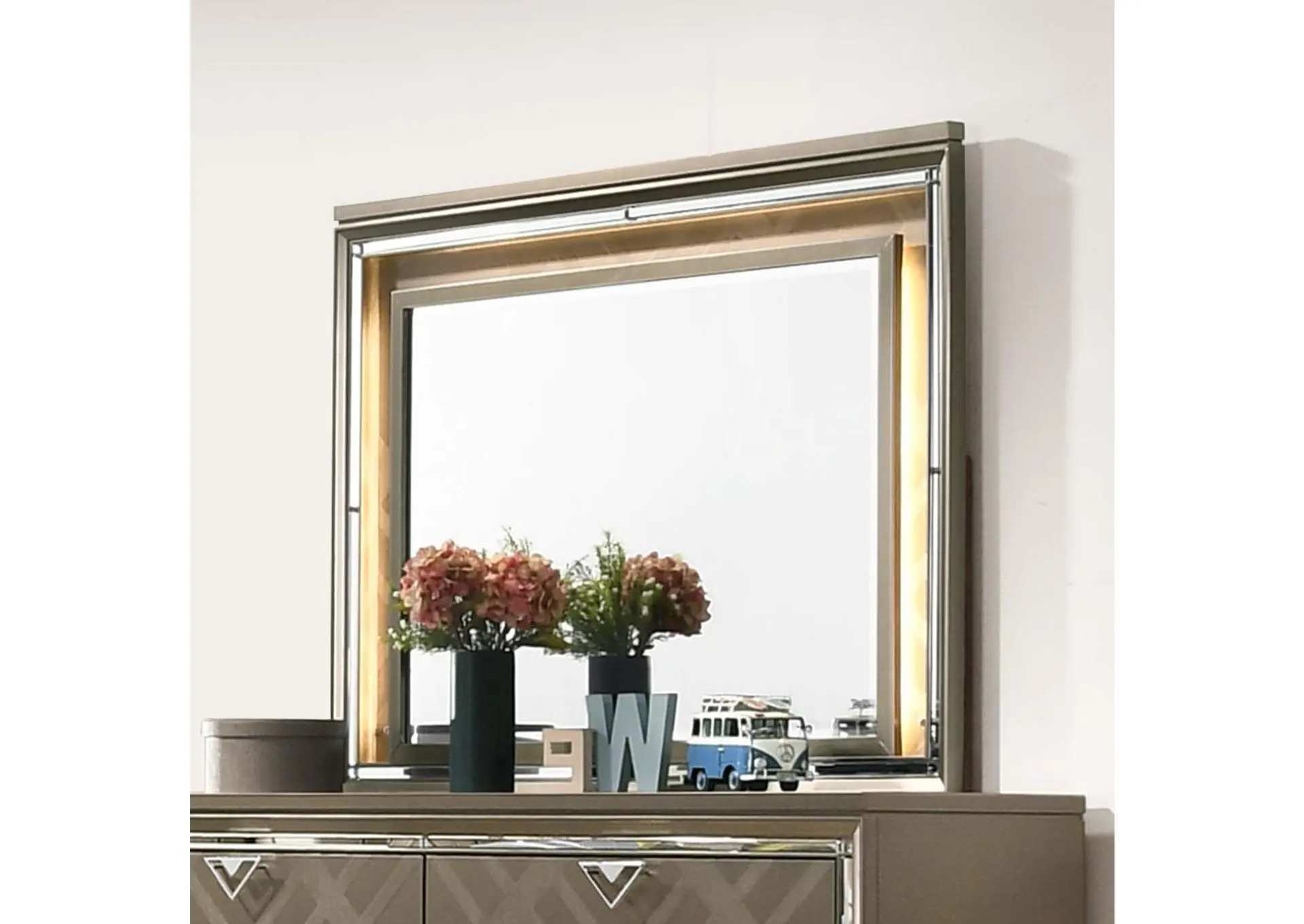 Skylar Mirror with Led