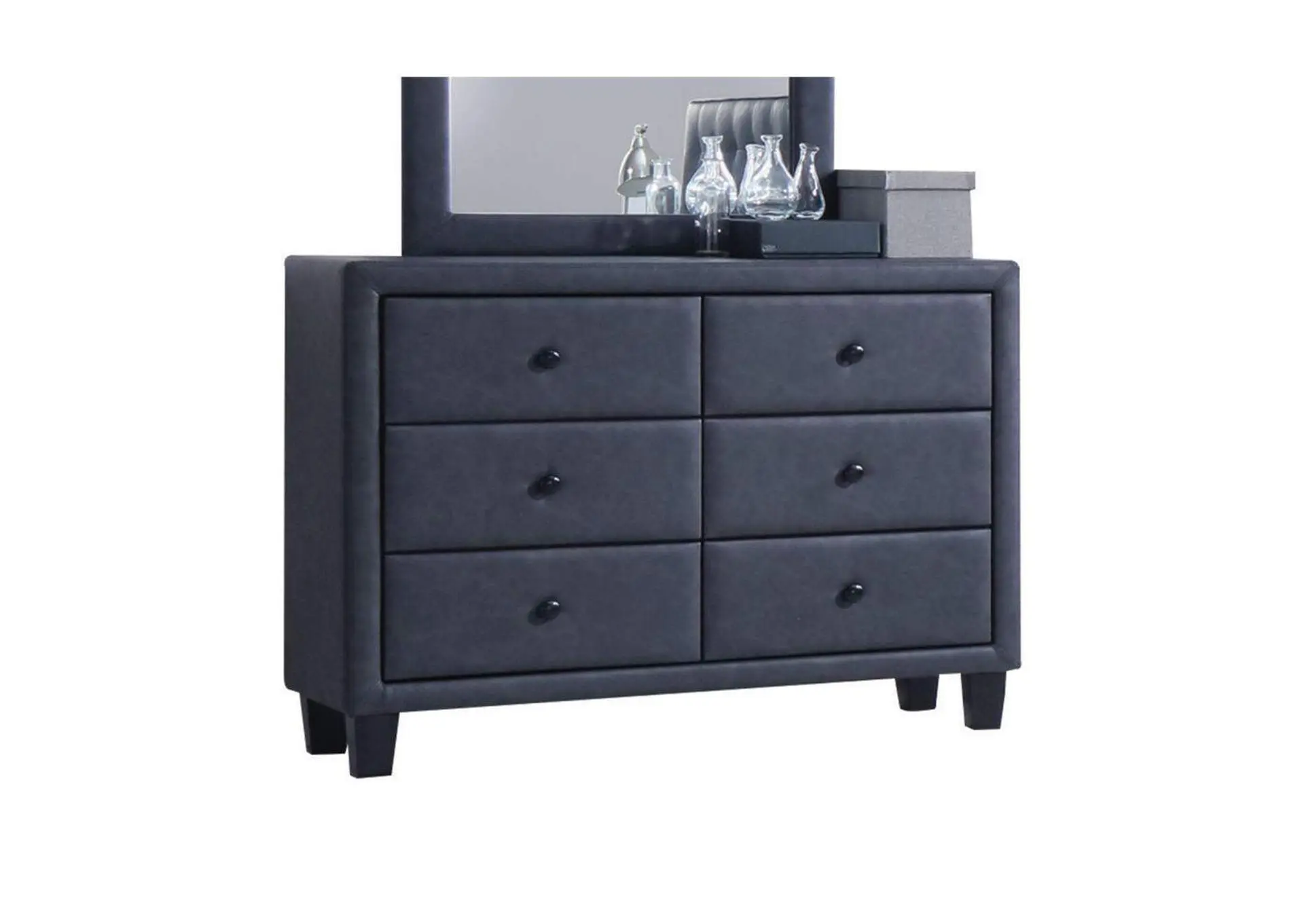 Saveria Dresser