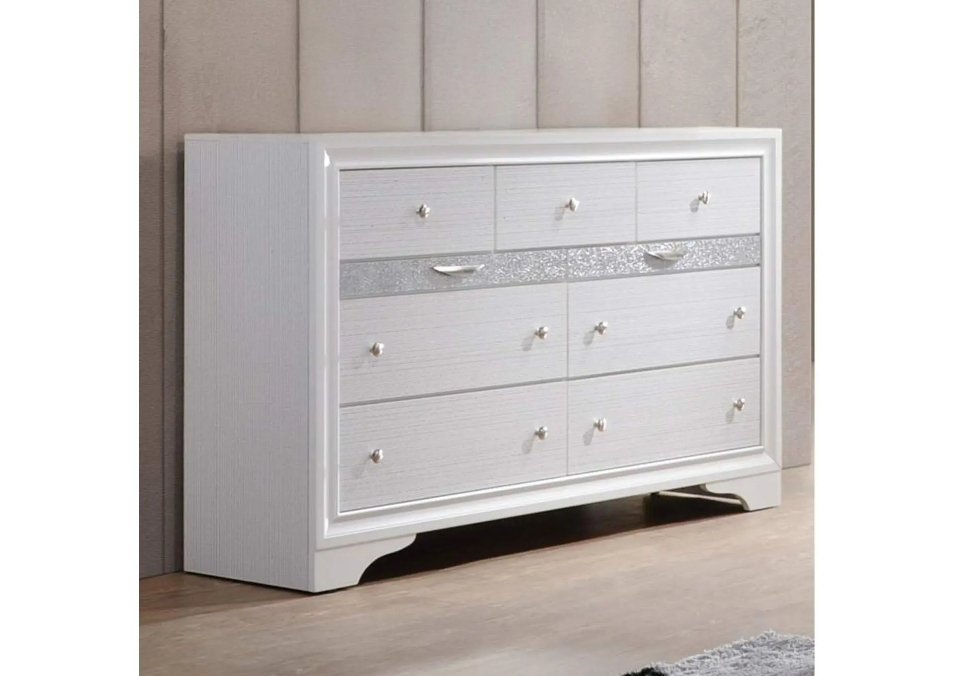 Naima Dresser