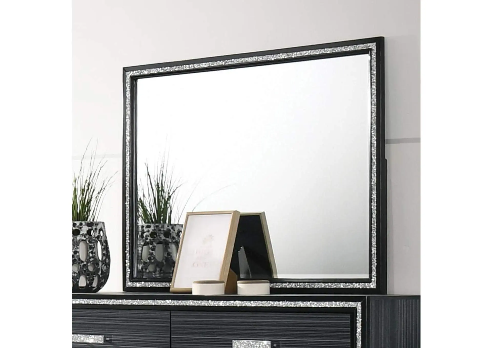 Haiden Mirror