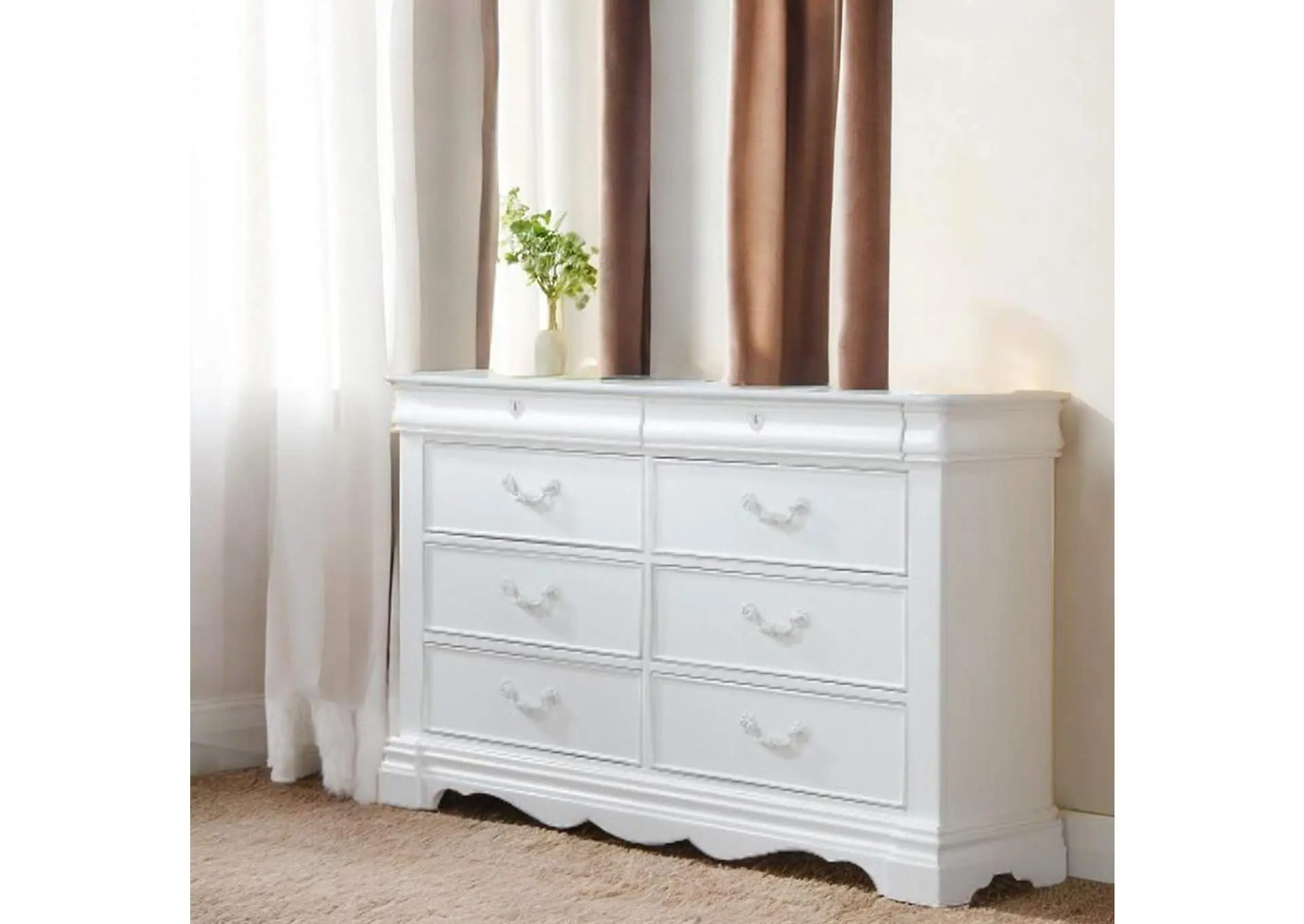 Estrella Dresser