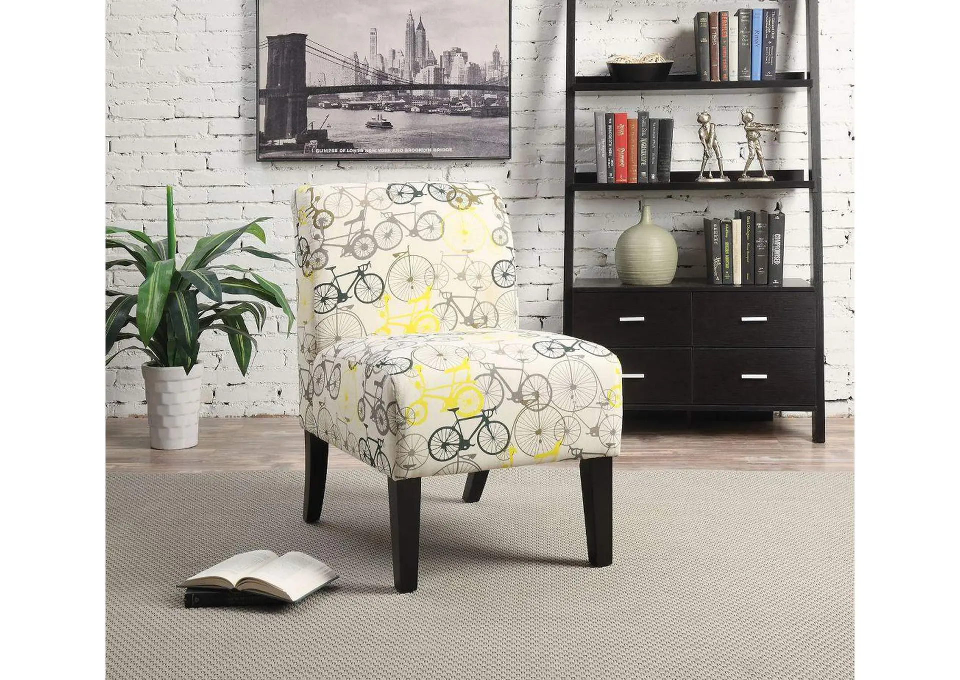 Ollano Accent Chair