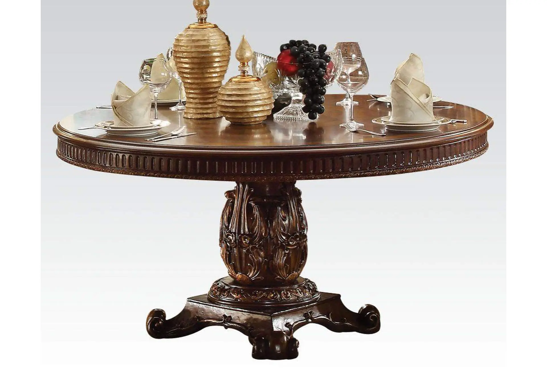 Vendome Round Dining Table