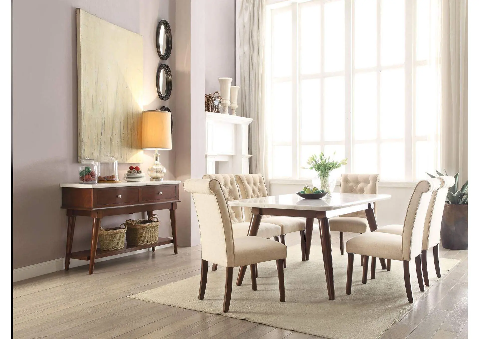 Gasha Dining Table
