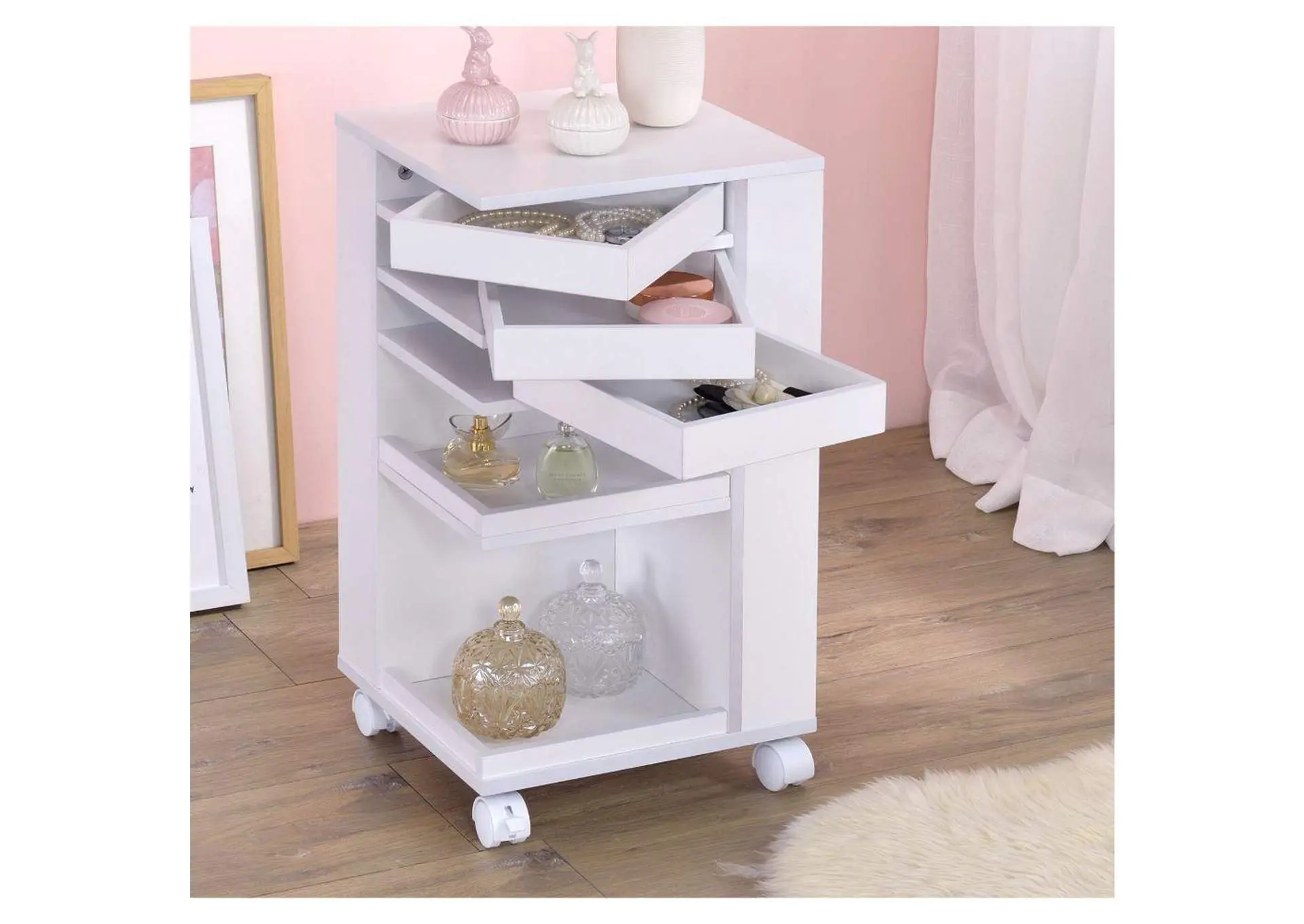 Nariah Cart