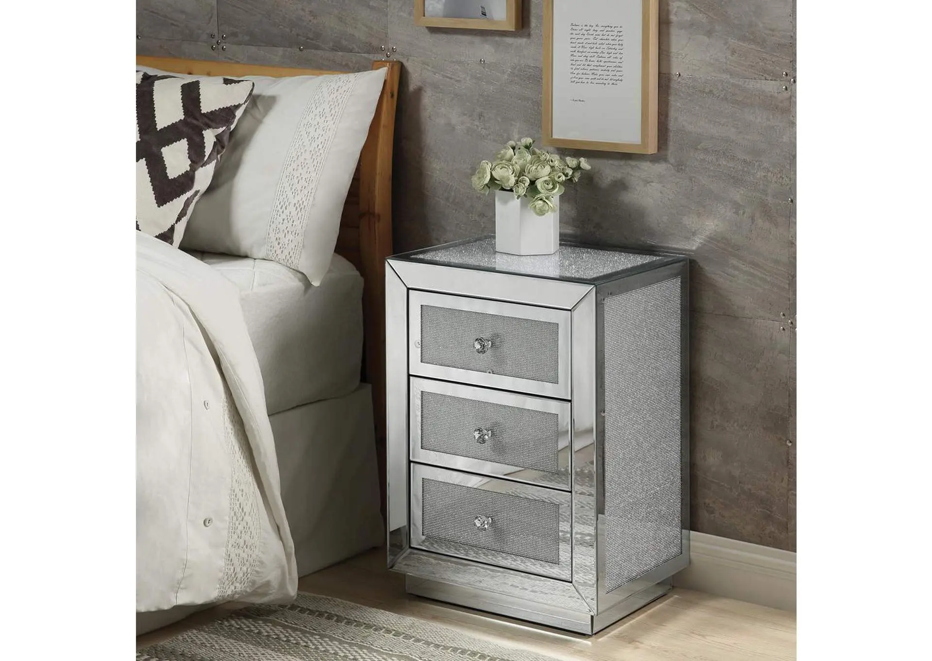 Noralie Accent Table