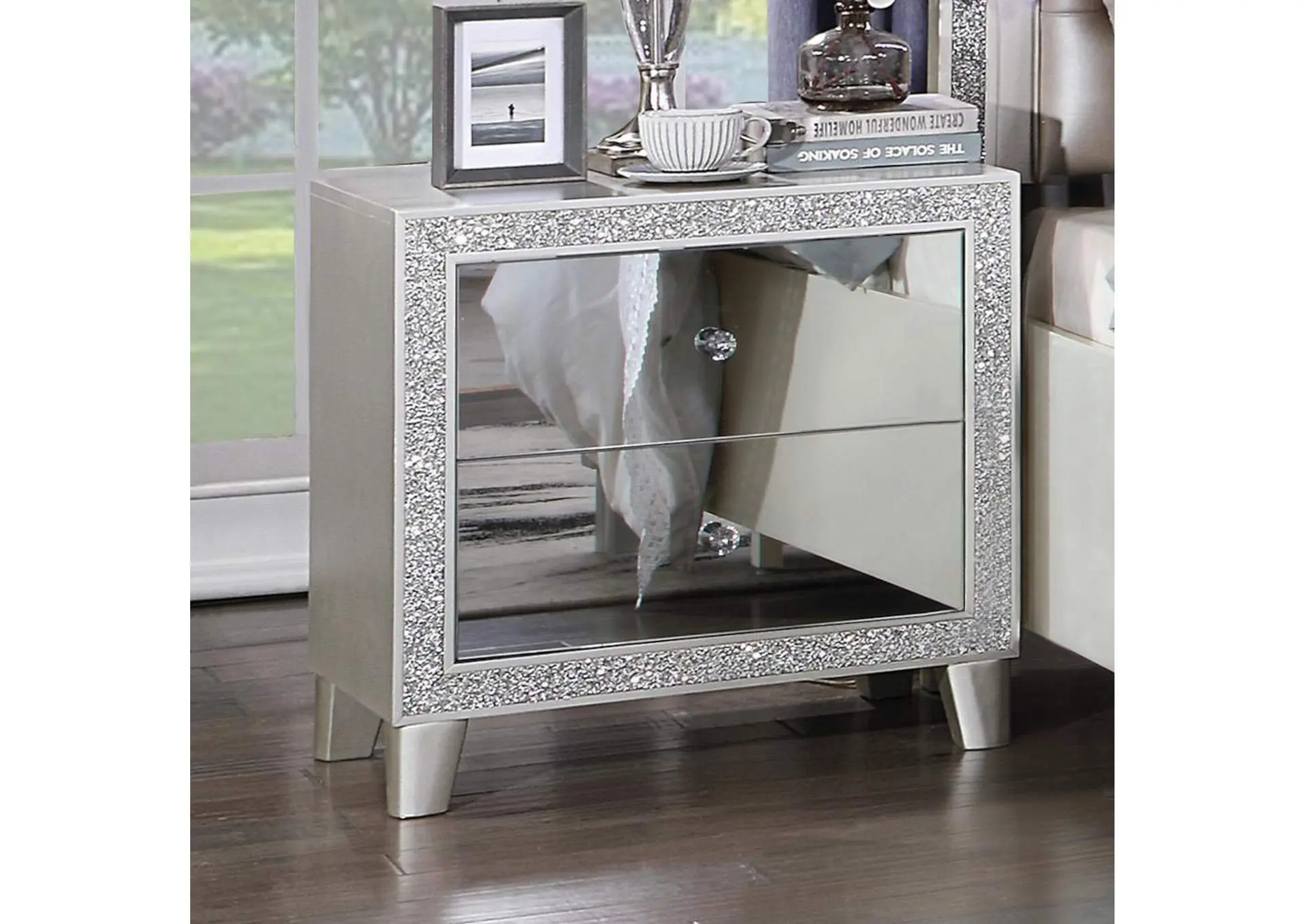 Sliverfluff Nightstand