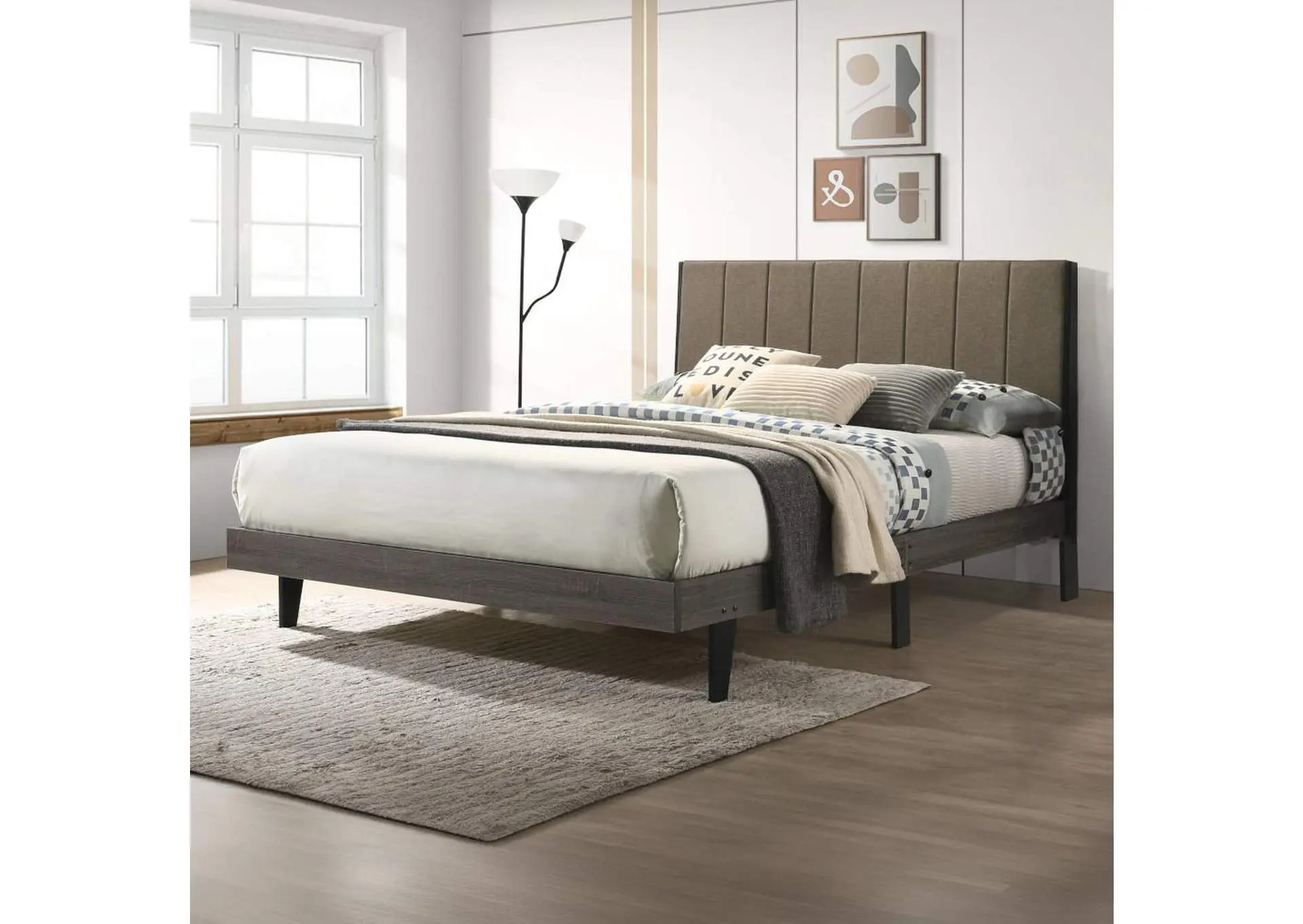 Valdemar Queen Bed