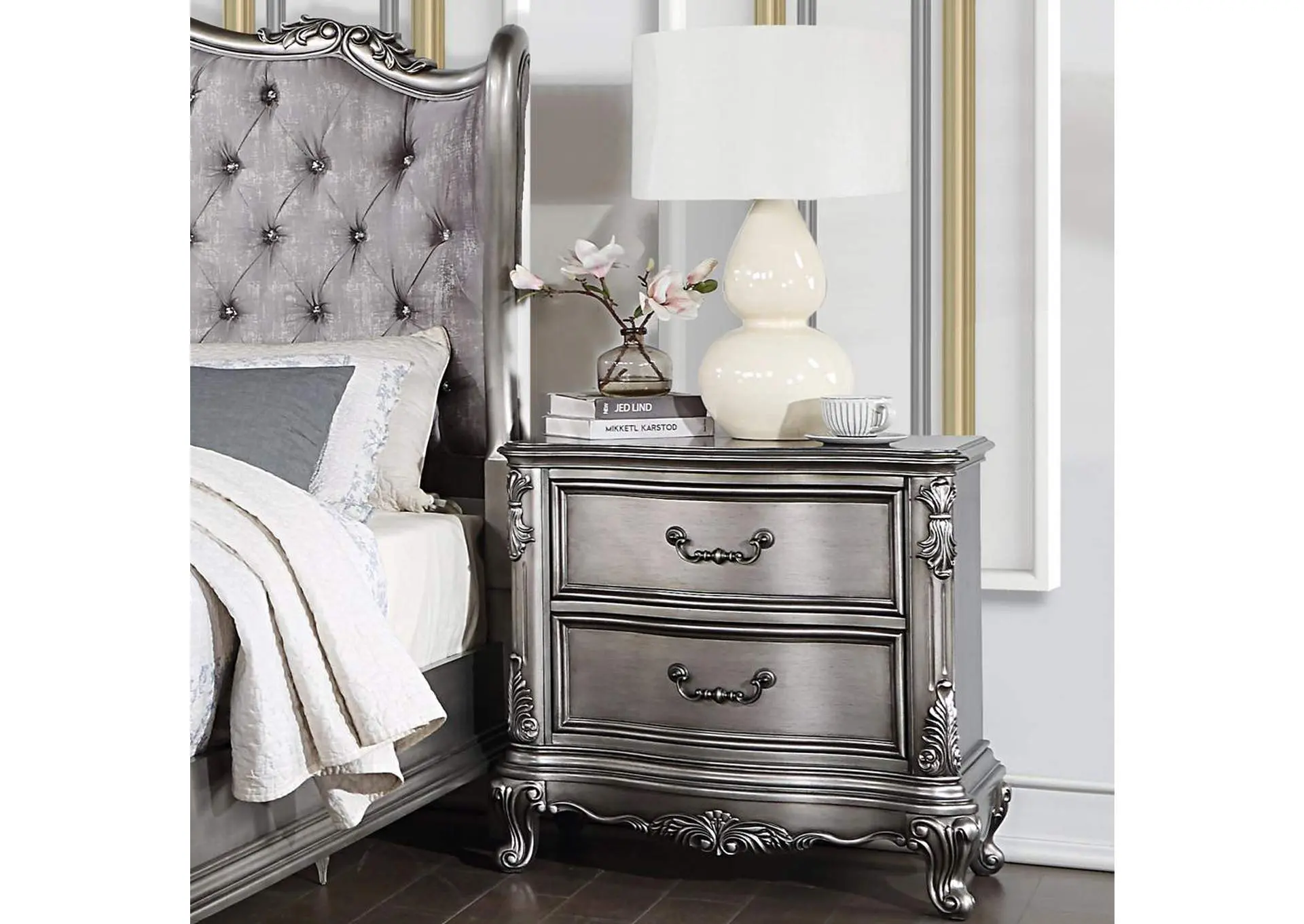 Ariadne Nightstand