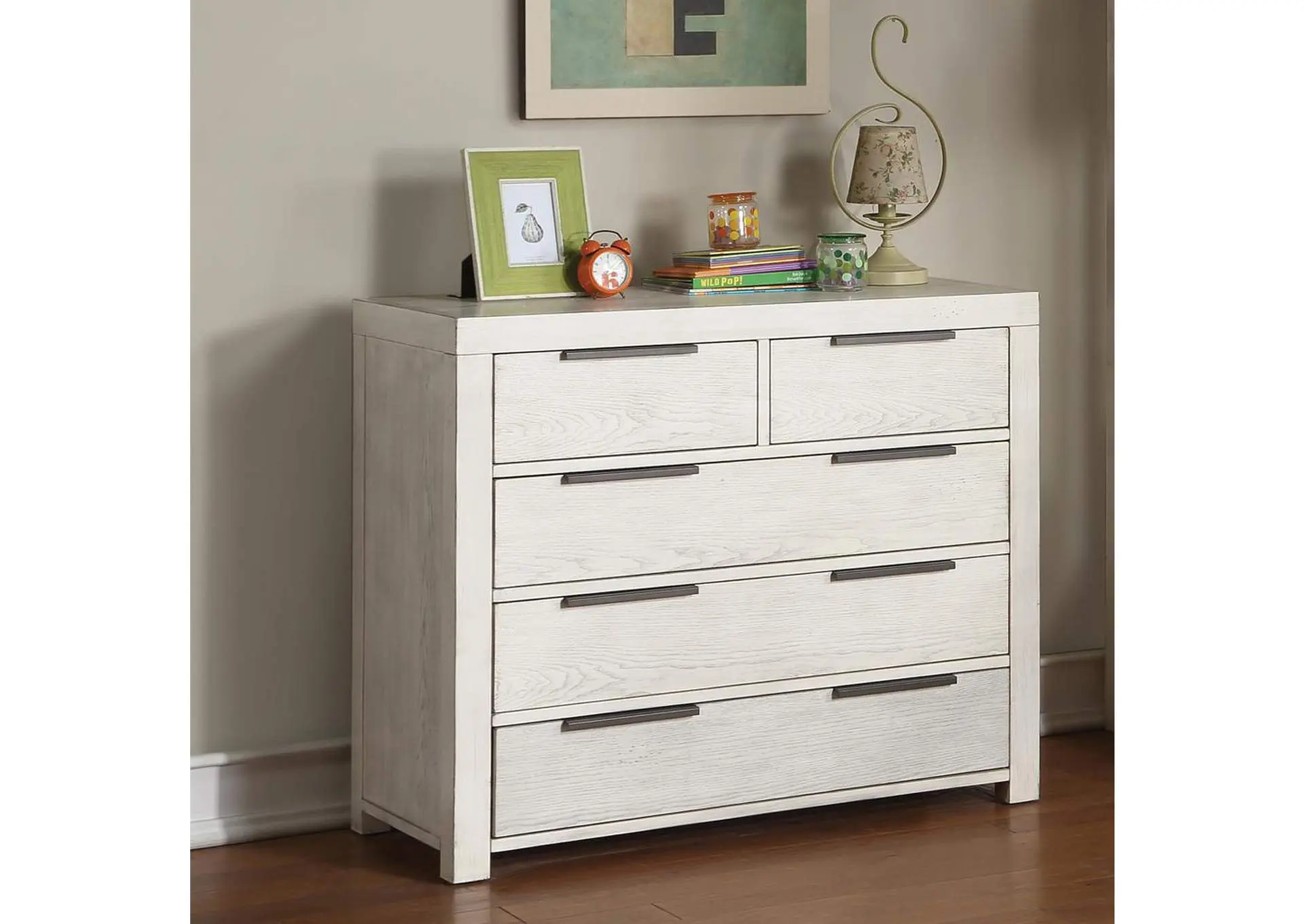 Celerina Chest