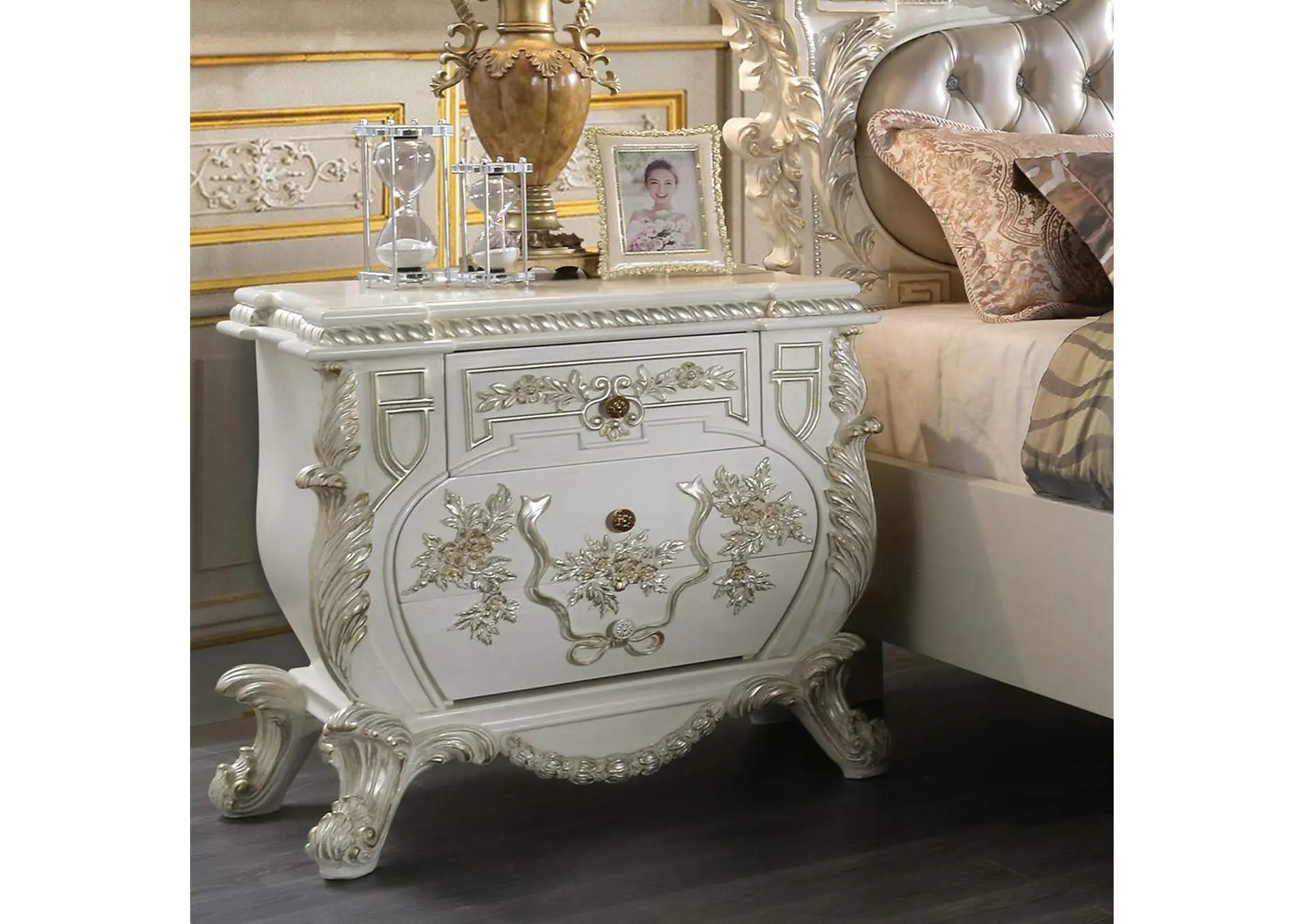 Vanaheim Nightstand