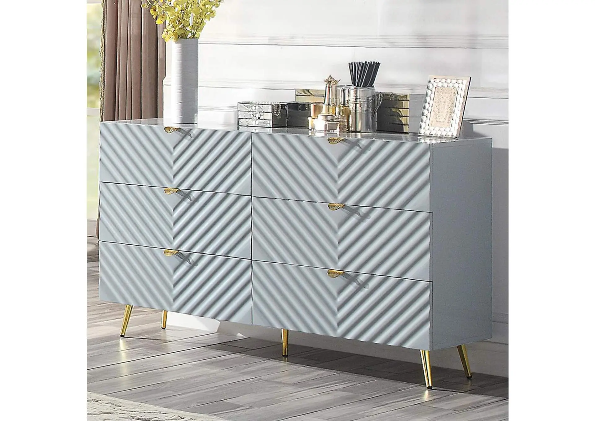 Gaines Dresser