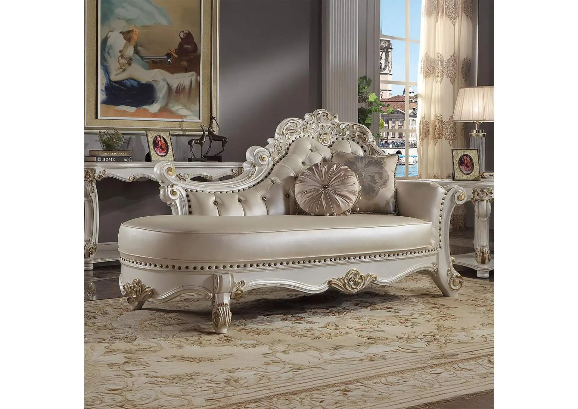 Vendome Chaise with 2 Pillows