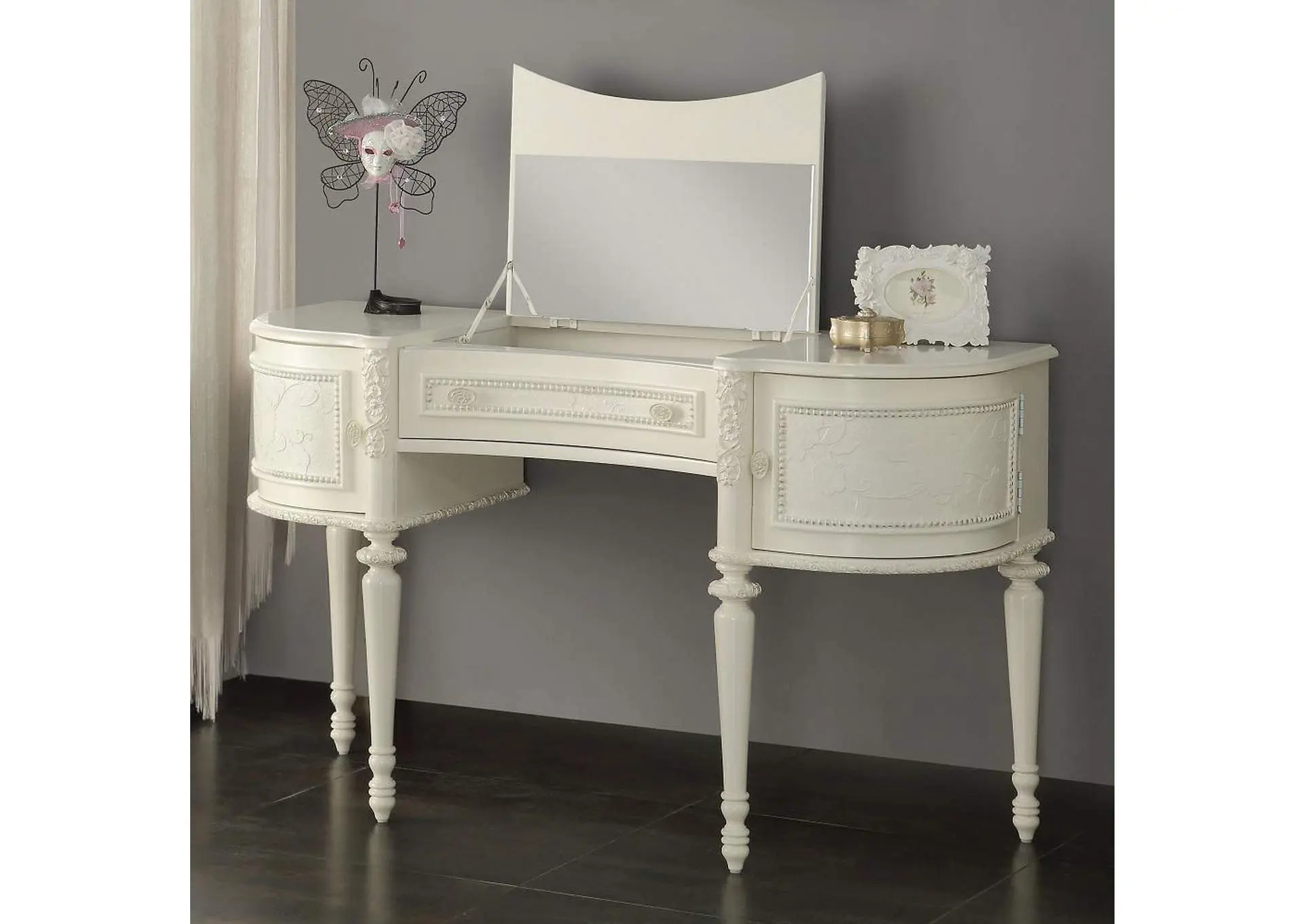 Dorothy Vanity Desk and Mirror