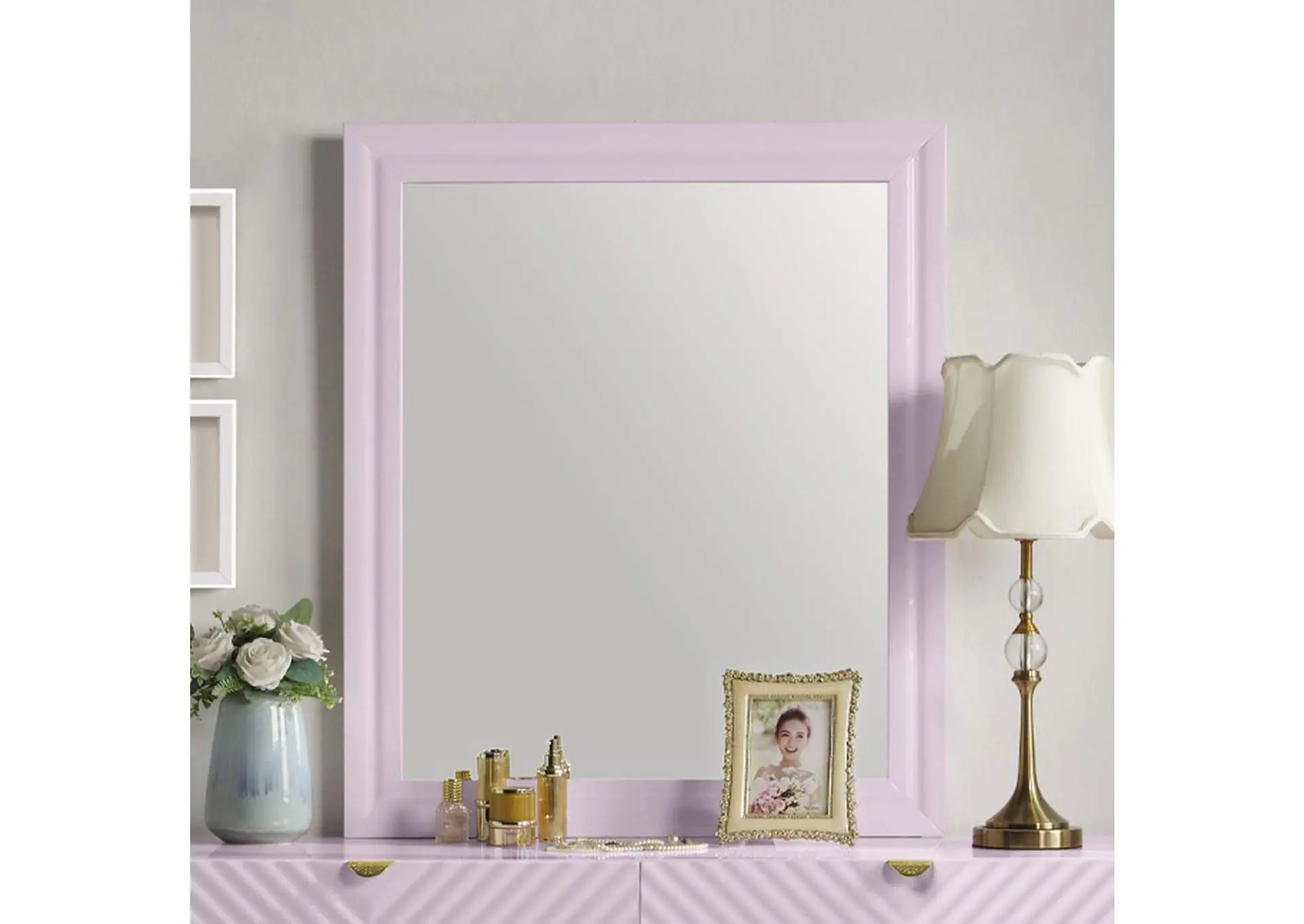 Gaines Mirror