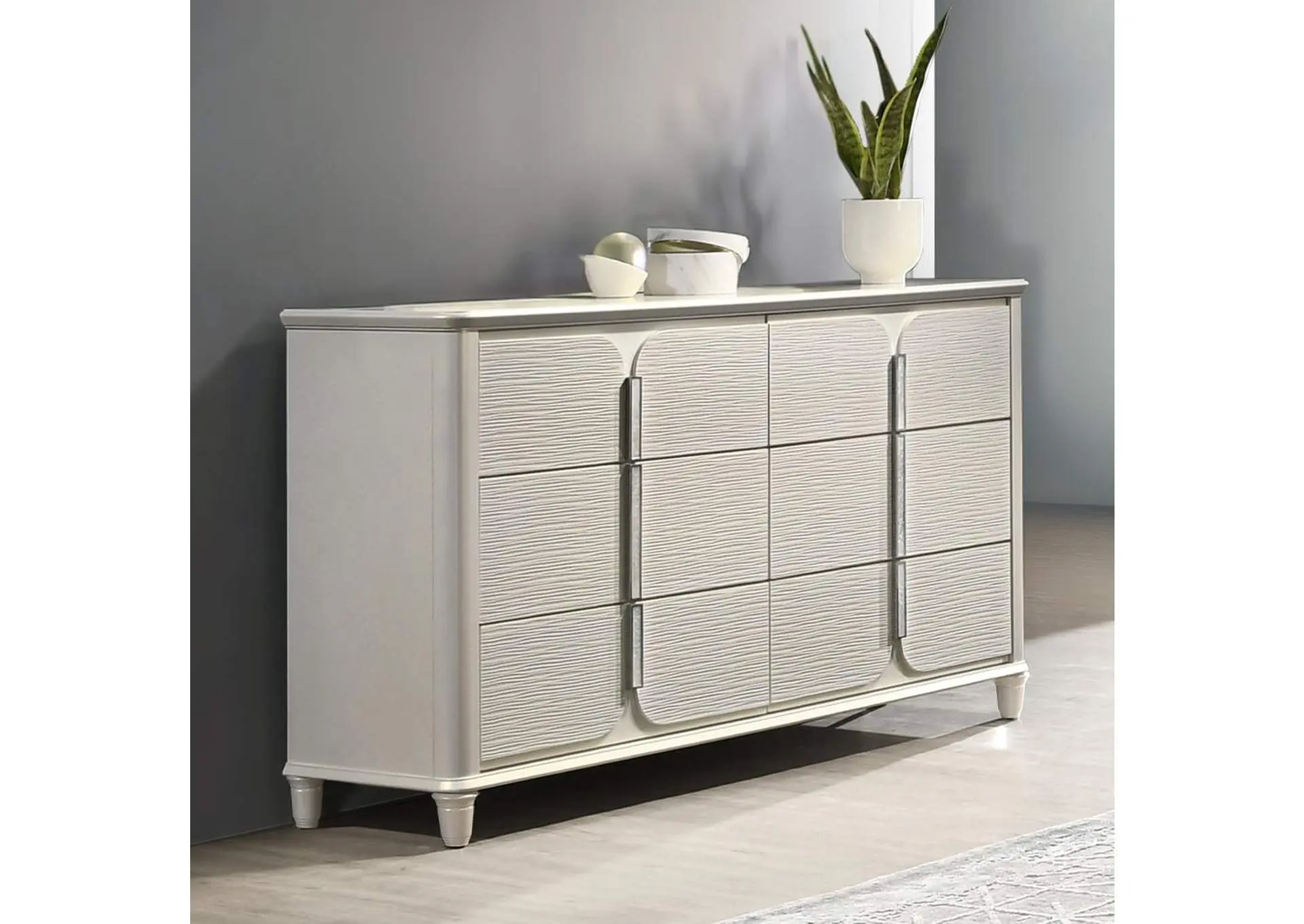Laveda Dresser