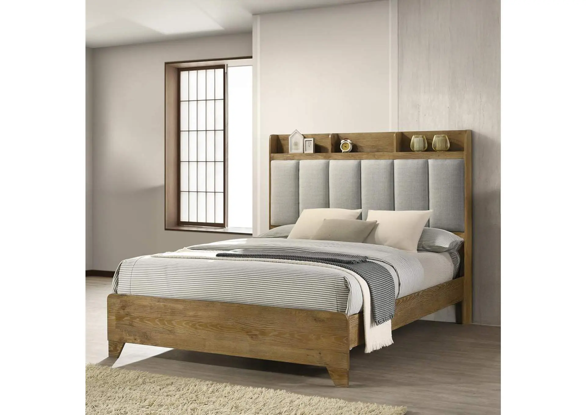 Garcia Queen Bed with USB