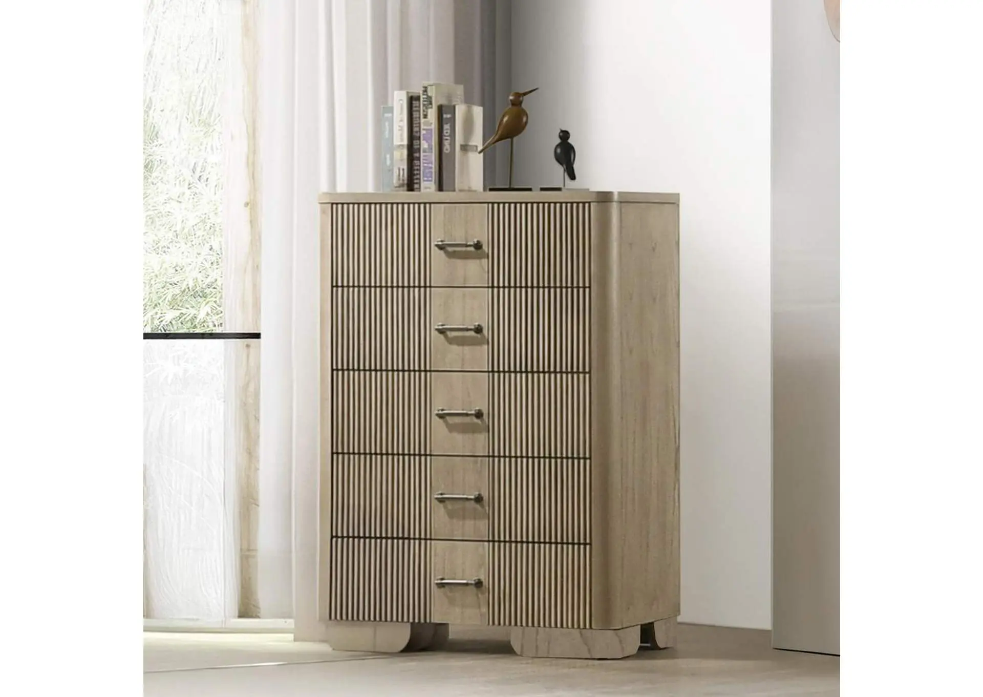 Lakkari Chest