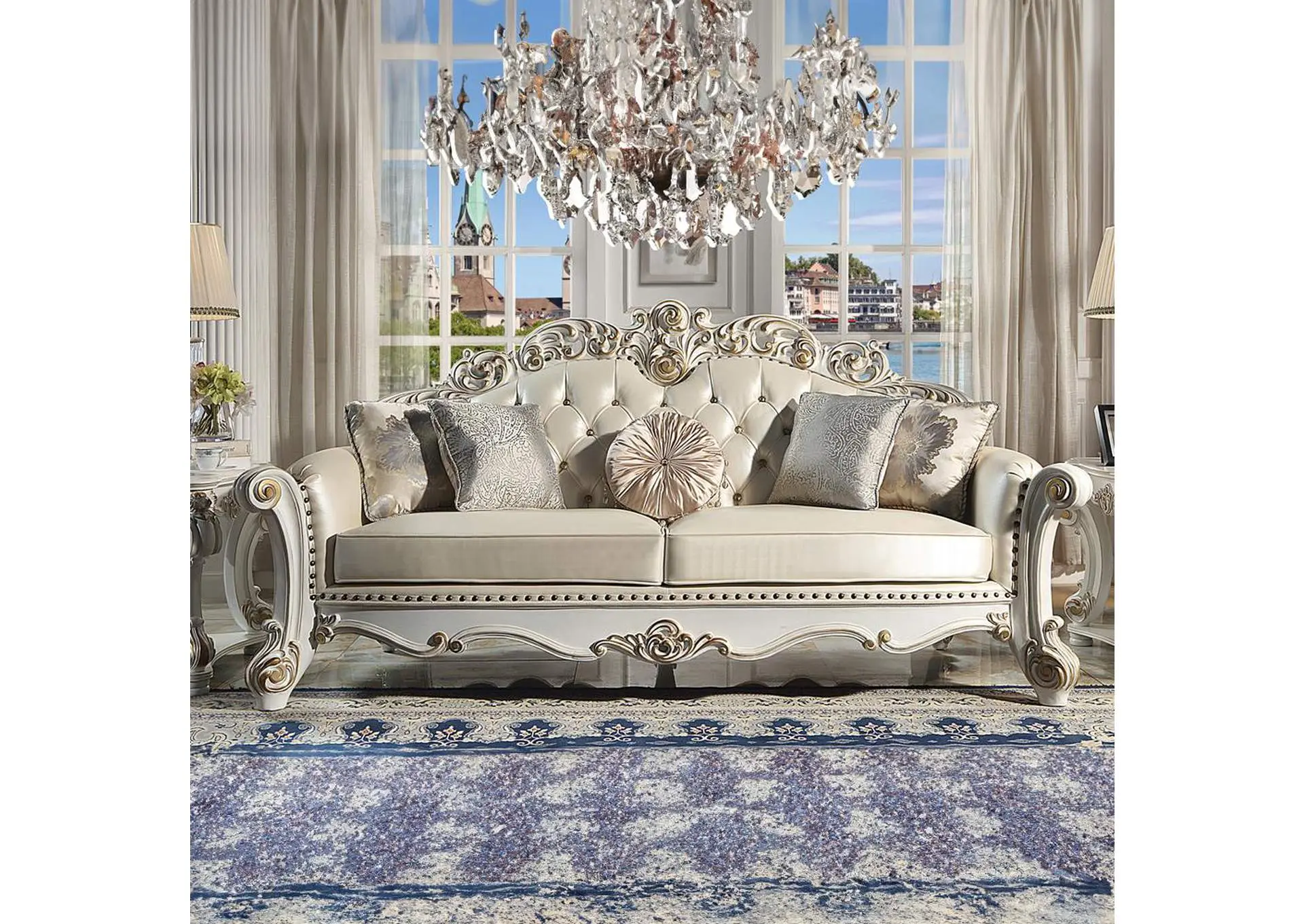 Vendome Sofa with 5 Pillows
