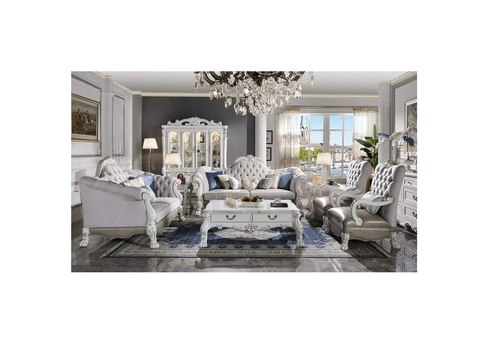 Dresden Loveseat with 5 Pillows