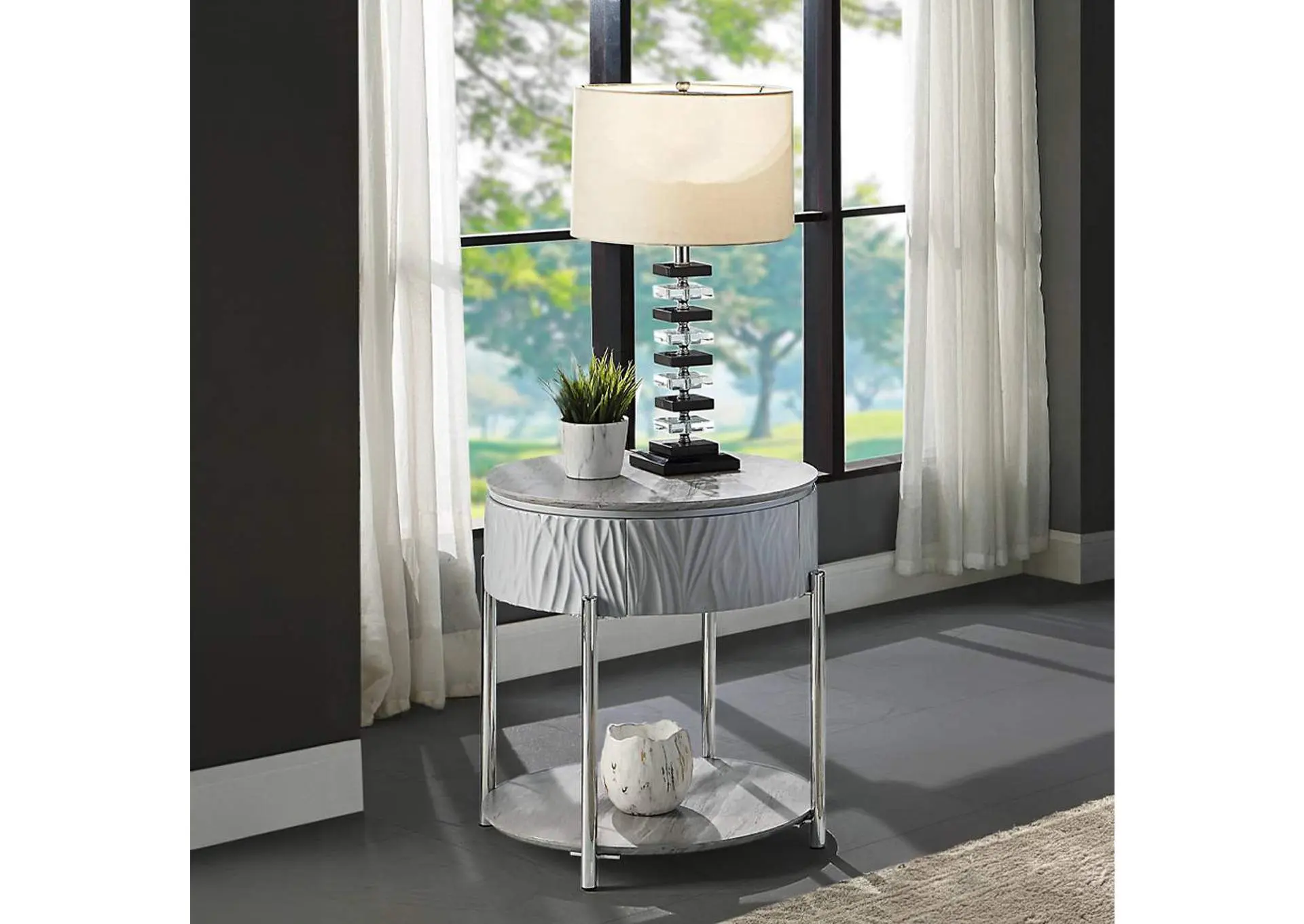 Yukino End Table