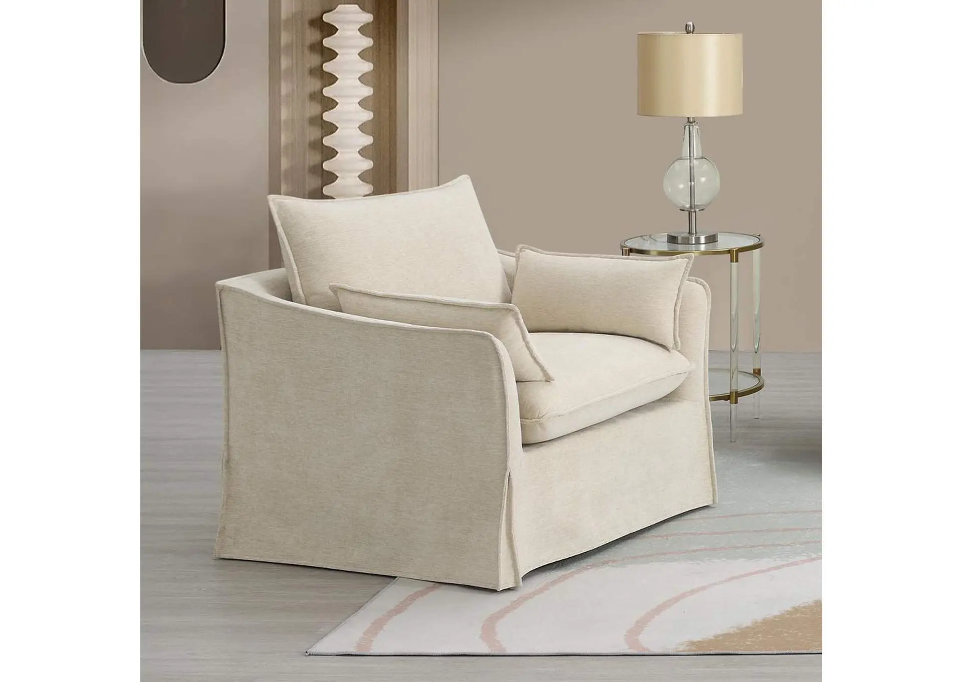 Shane Chair with 2 Pillows