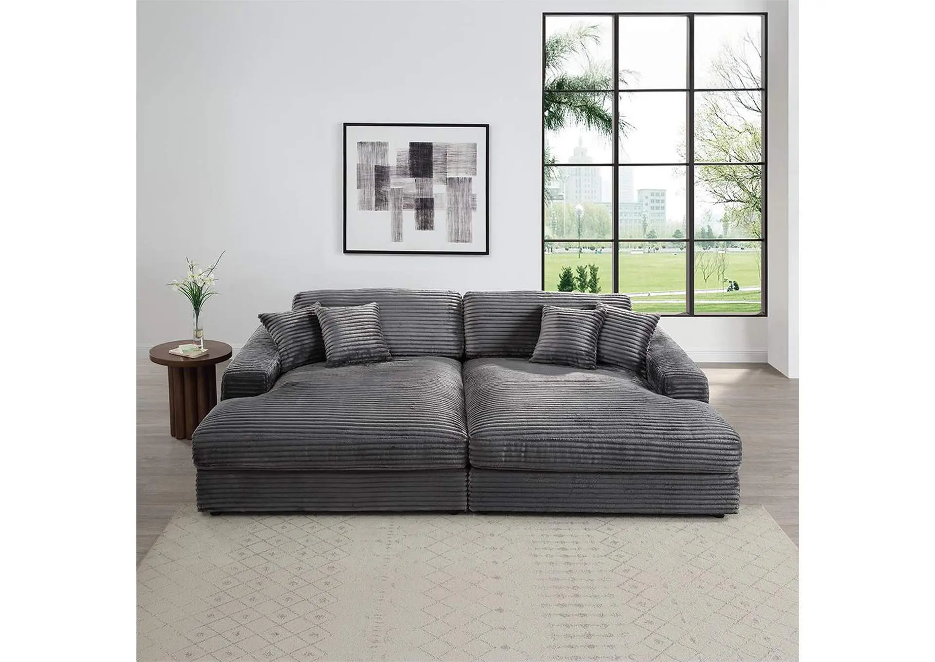 Hilde Chaise with 2 Pillows