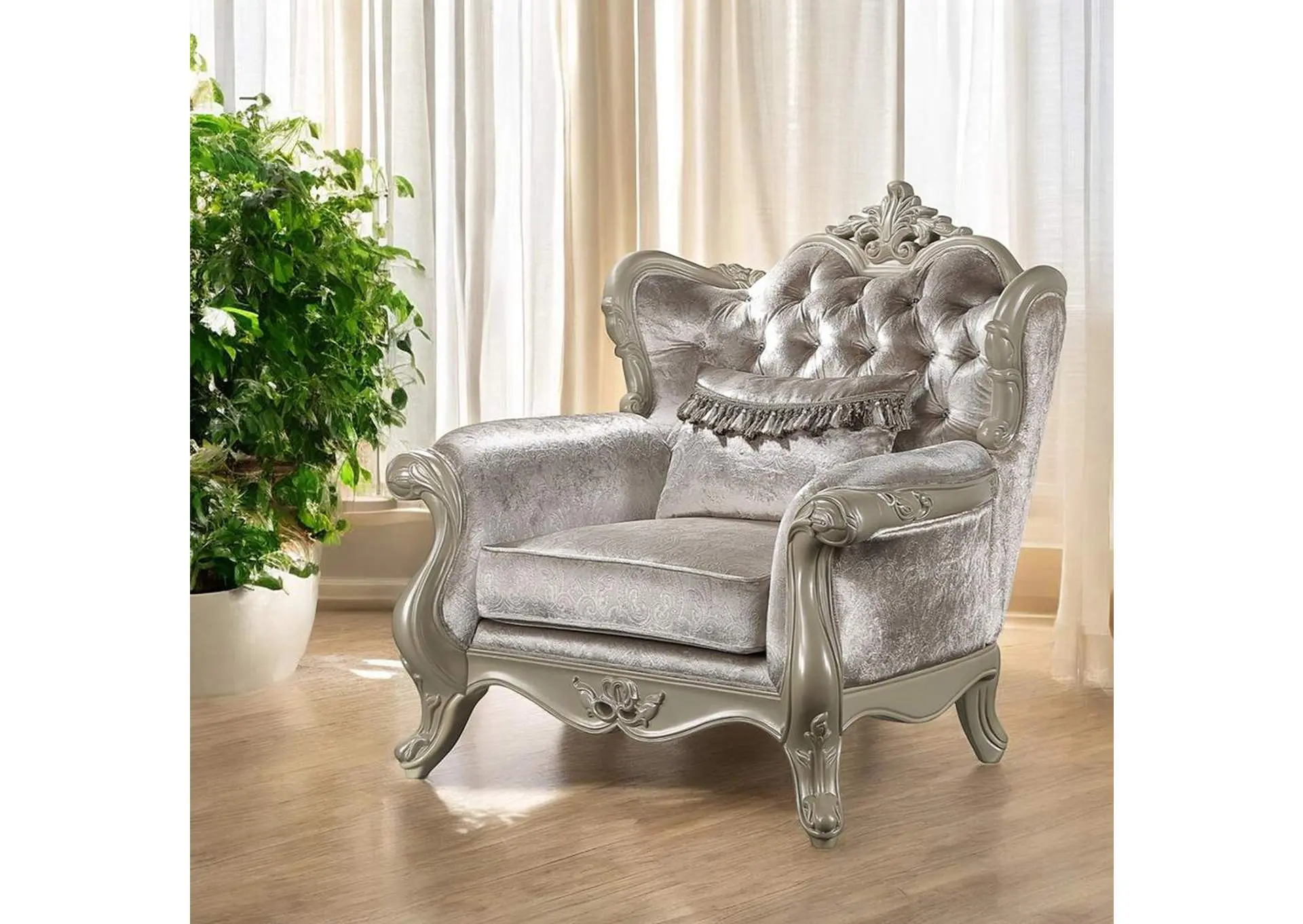 Libertee Chair with Pillow