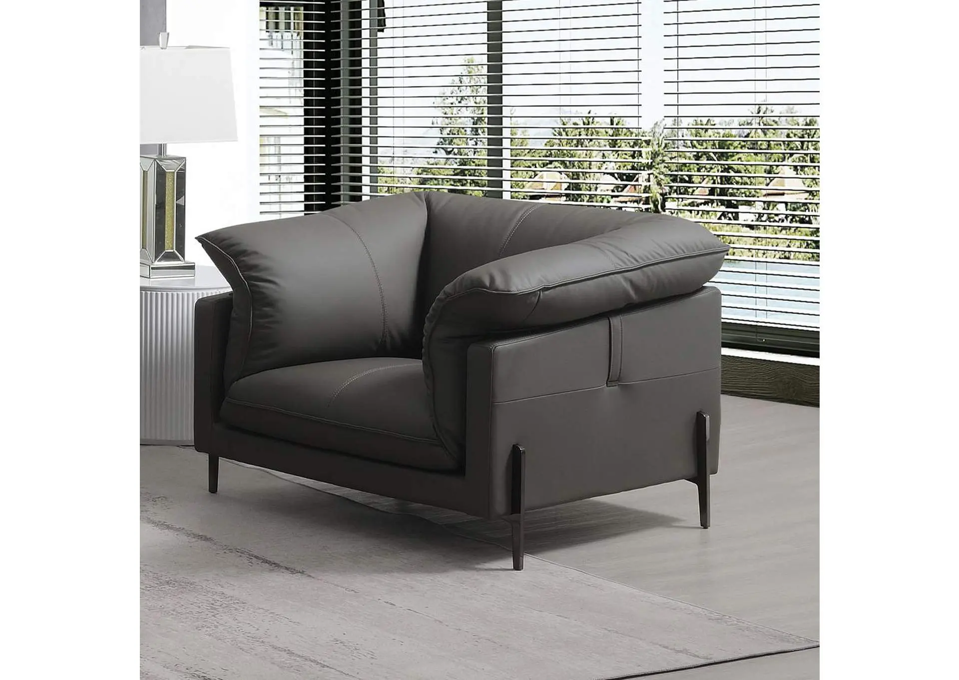 Tadi Chair