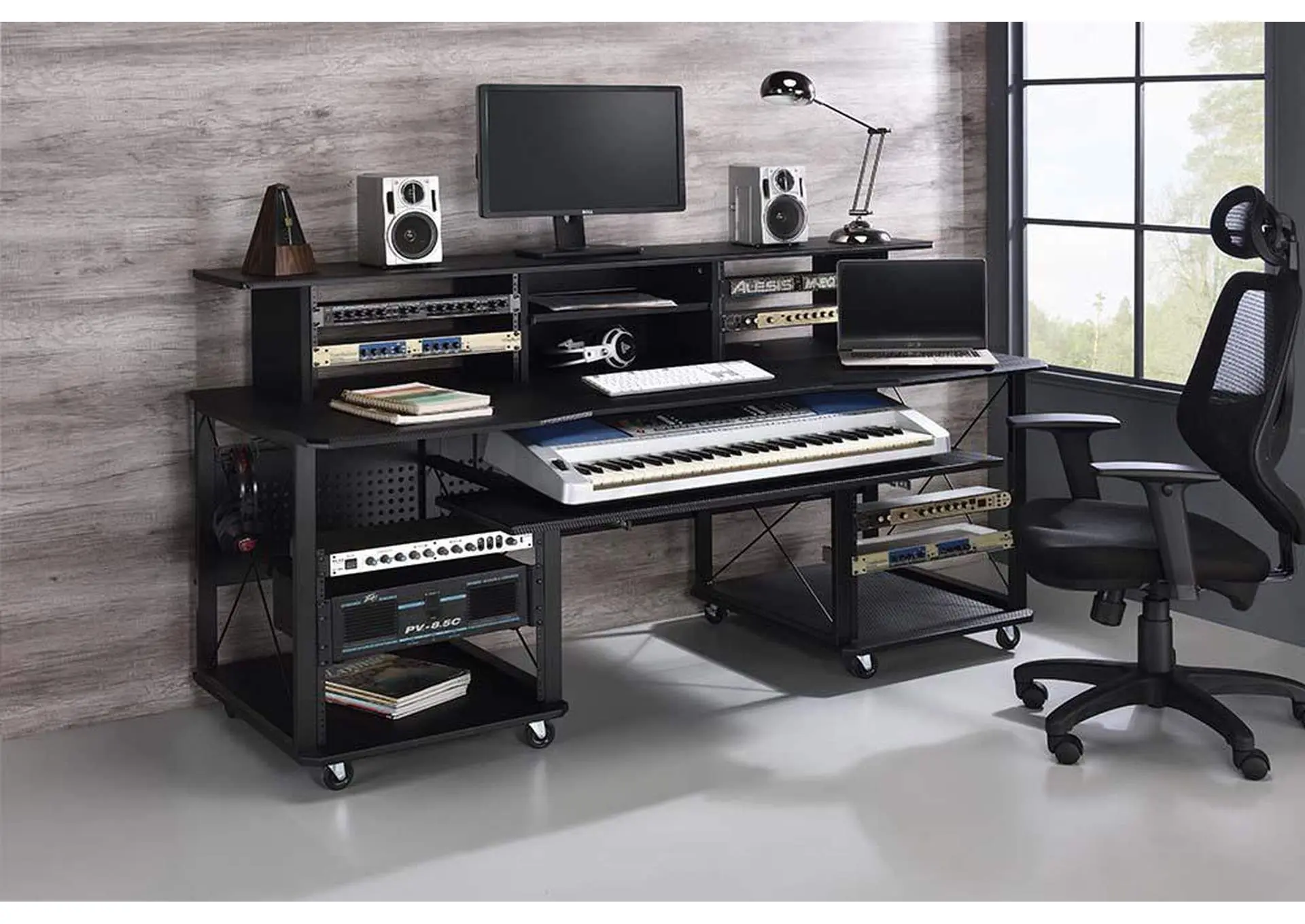 Megara Music Desk