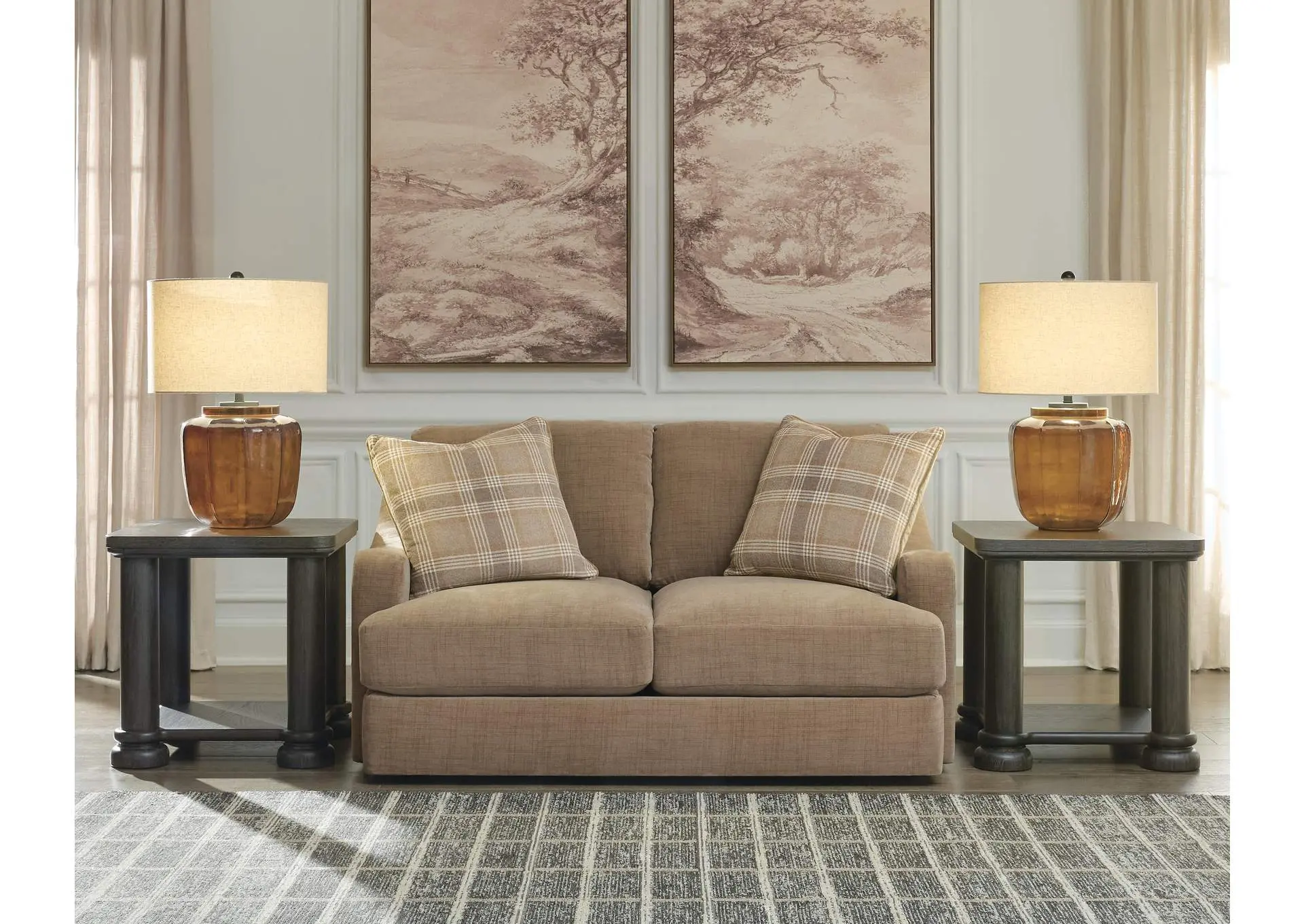ChloeeAnne Loveseat