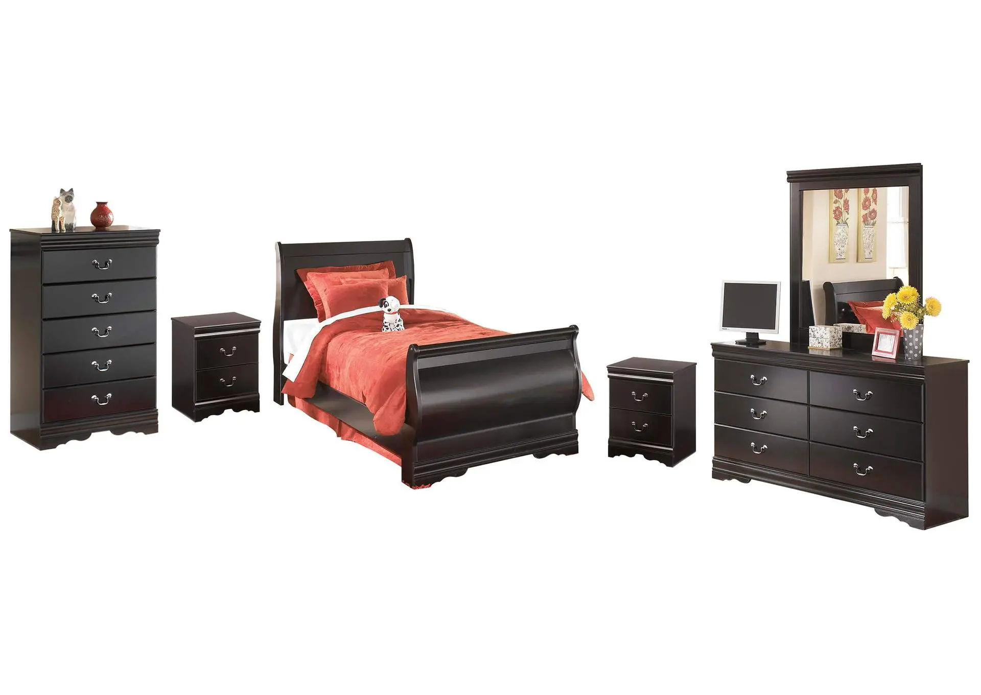 Huey Vineyard Full Sleigh Bed with Mirrored Dresser, Chest and 2 Nightstands