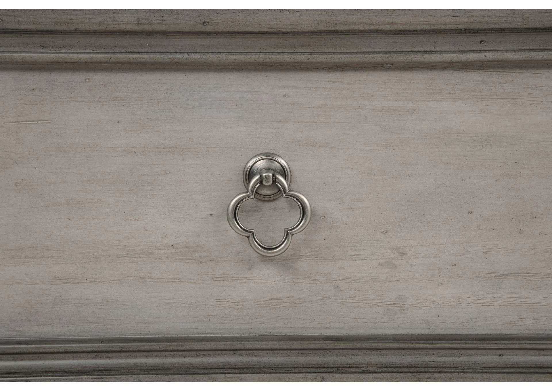 Cresswell 2-door 3-drawer Buffet and Hutch Weathered Taupe — view 12