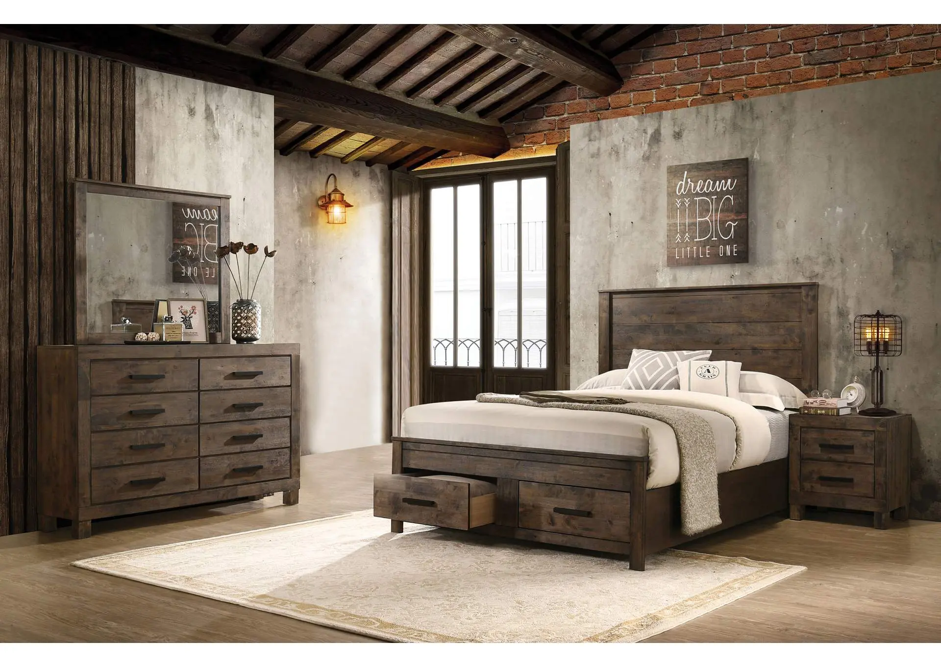Woodmont 4-piece California King Bedroom Set Golden Brown
