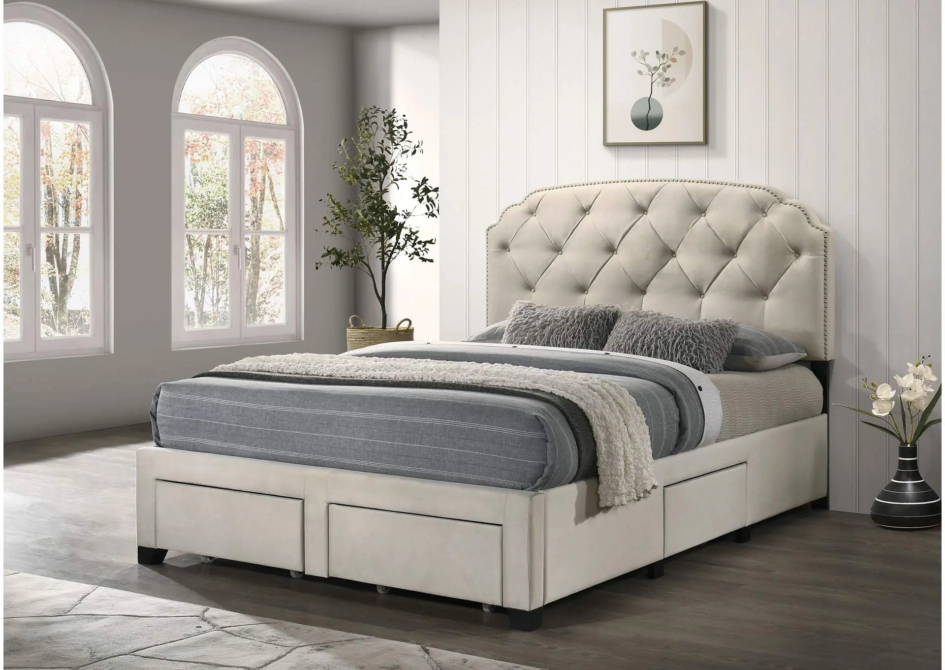 Marianna 4-drawer Upholstered Queen Storage Bed Cream