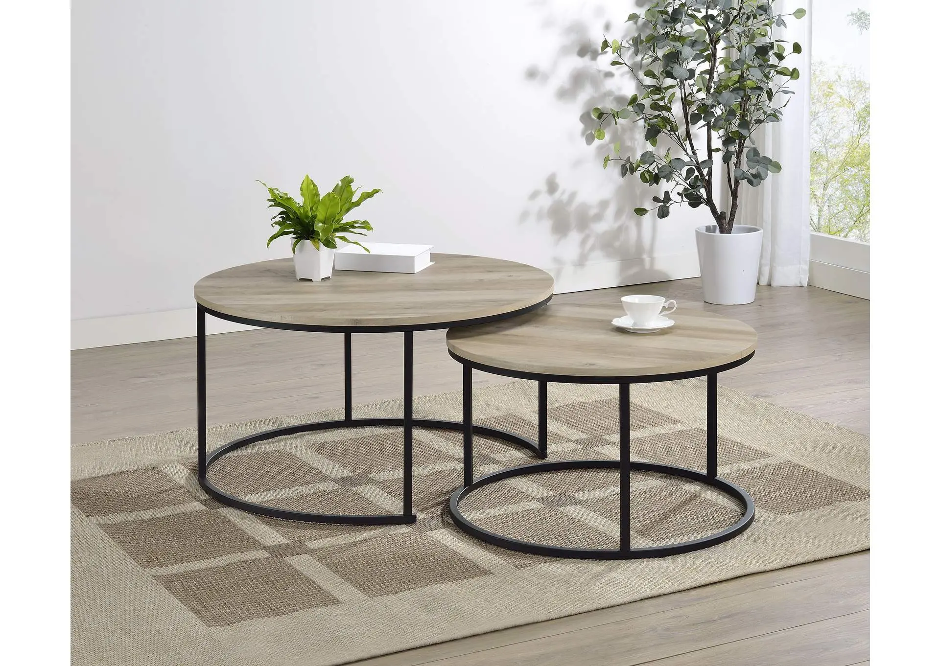 Lainey 2-piece Round Nesting Coffee Table Distressed Pine