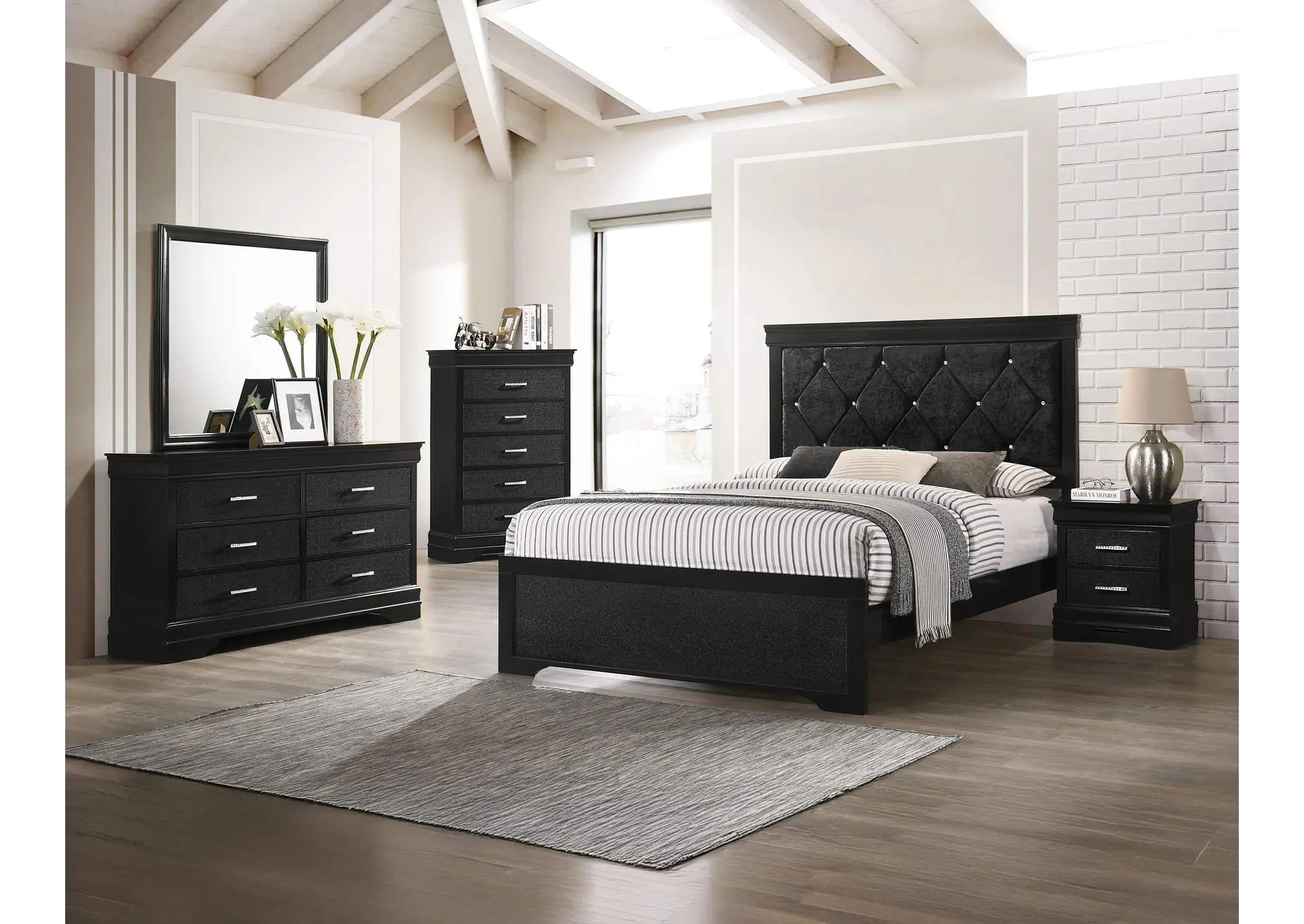 AMALIA CHEST - BLACK